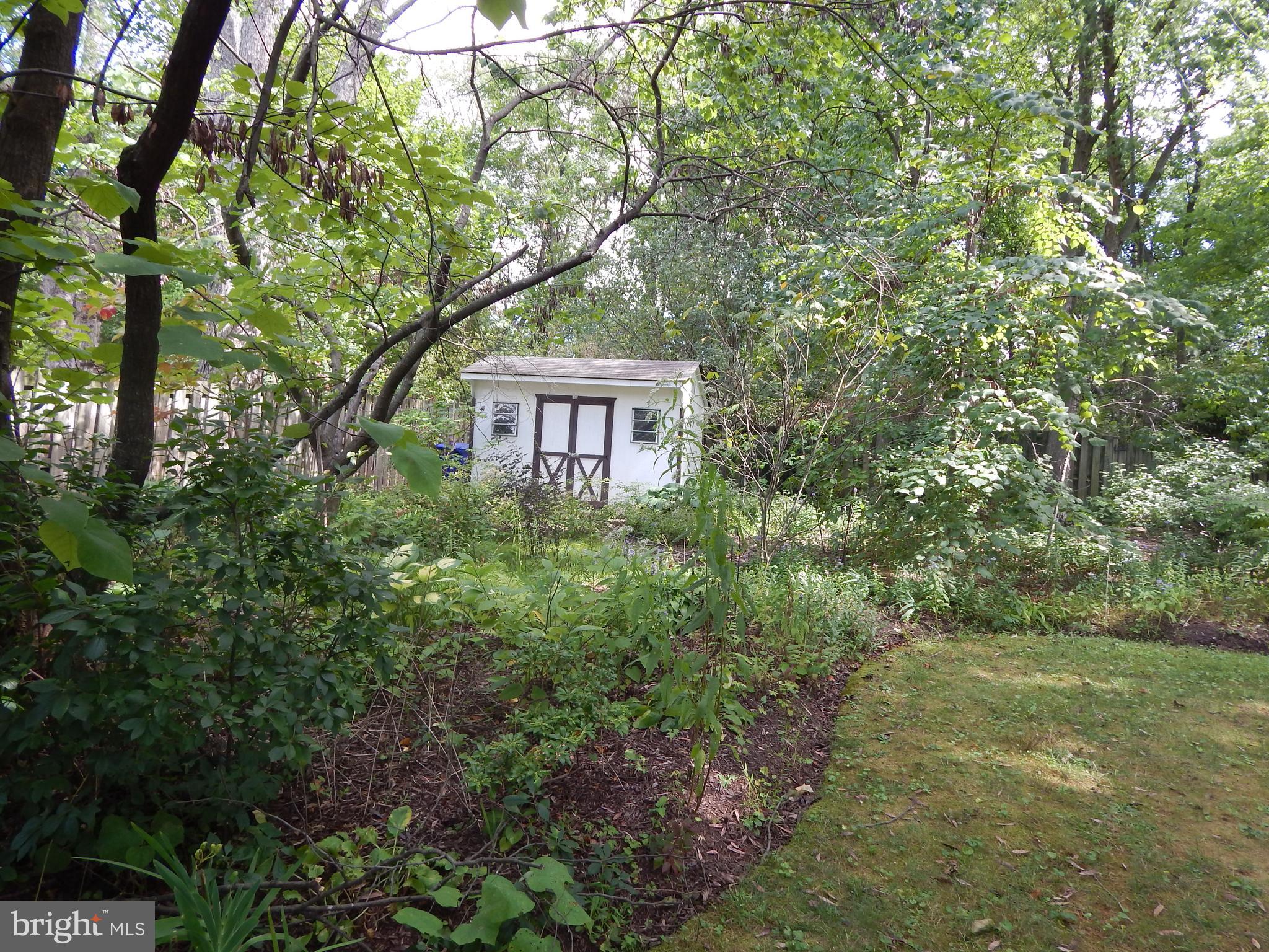 MEADOWBROOK ESTATES - Residential