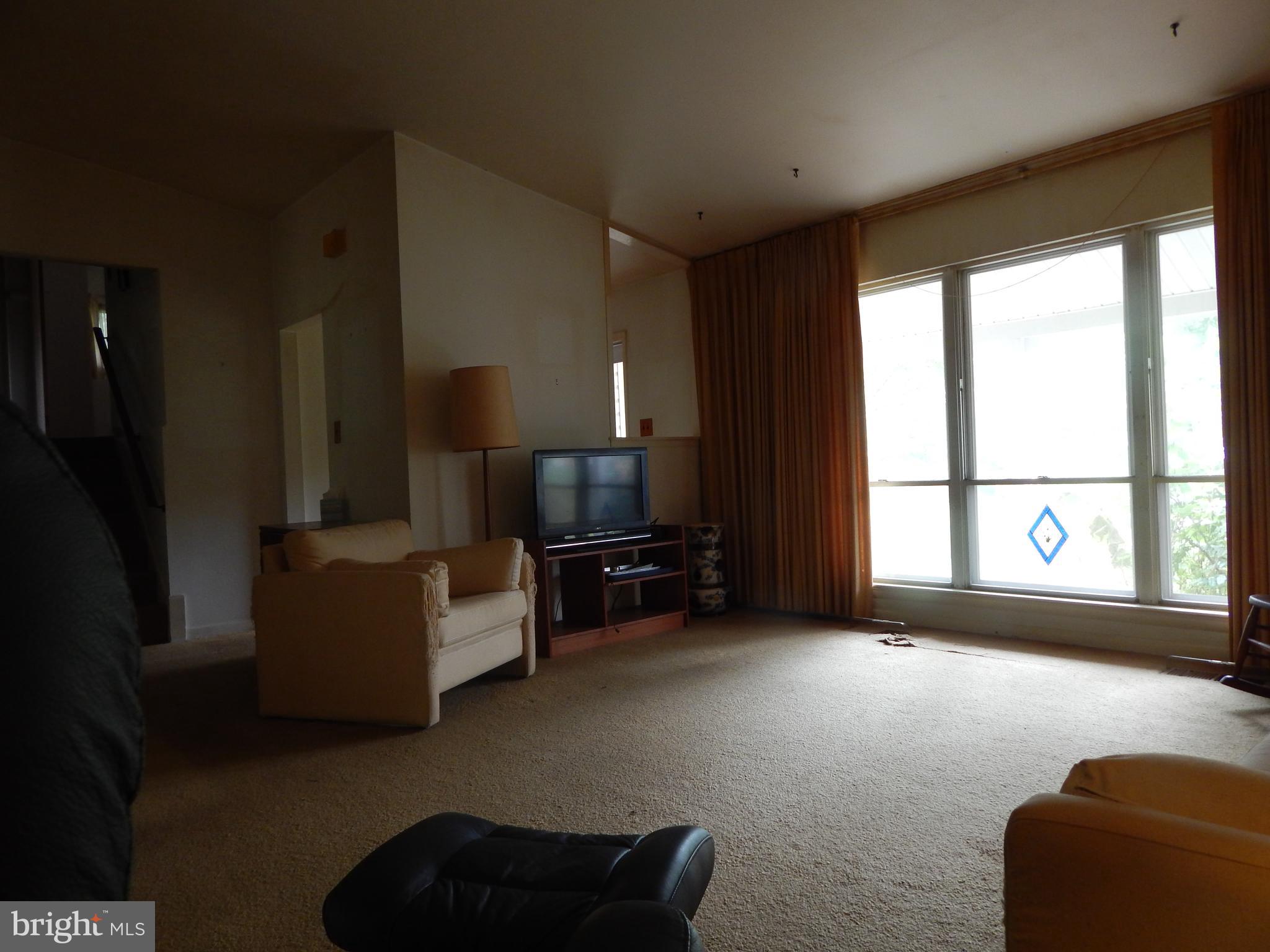 MEADOWBROOK ESTATES - Residential