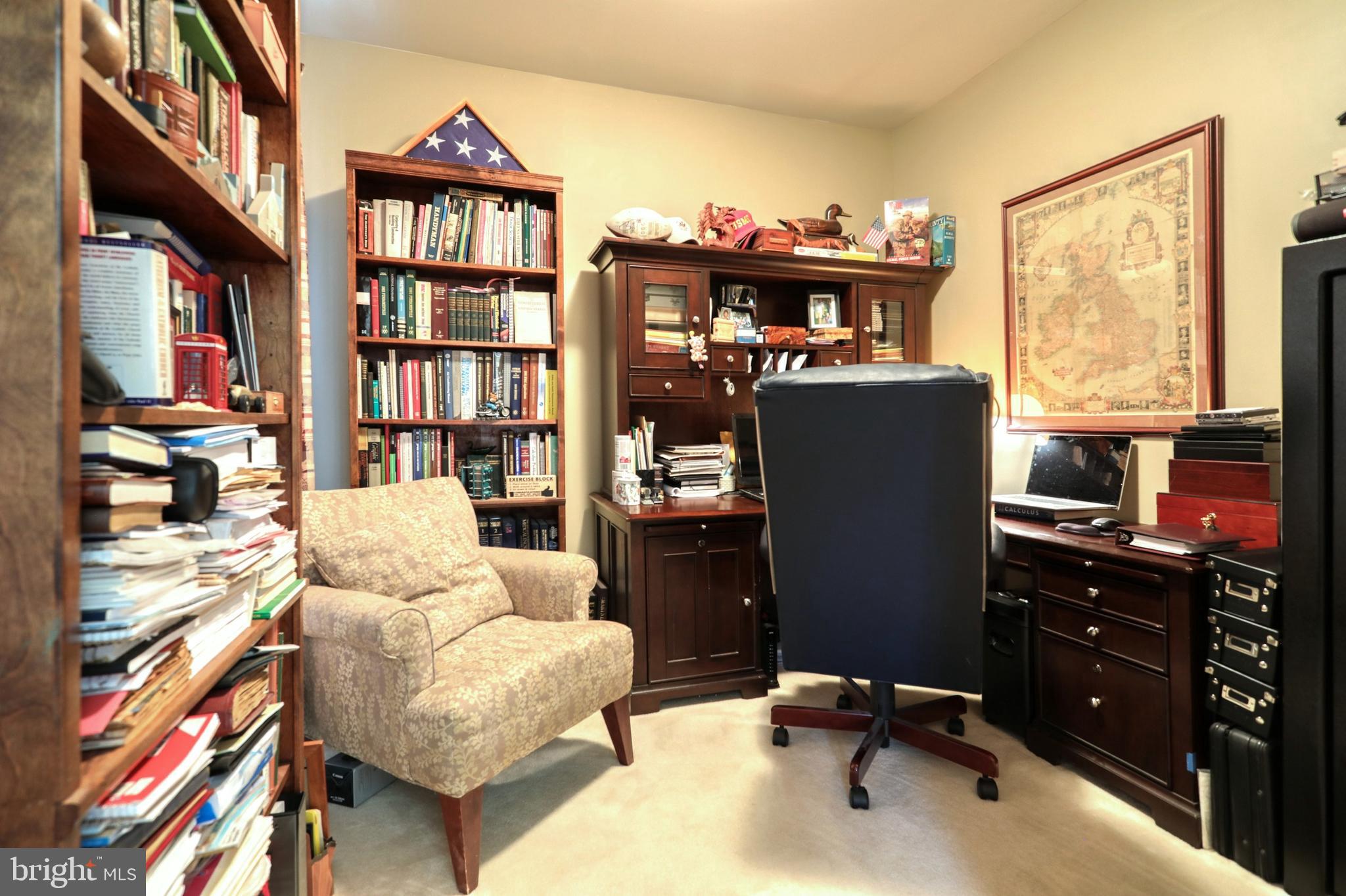 COLONIAL MEADOWS - Residential