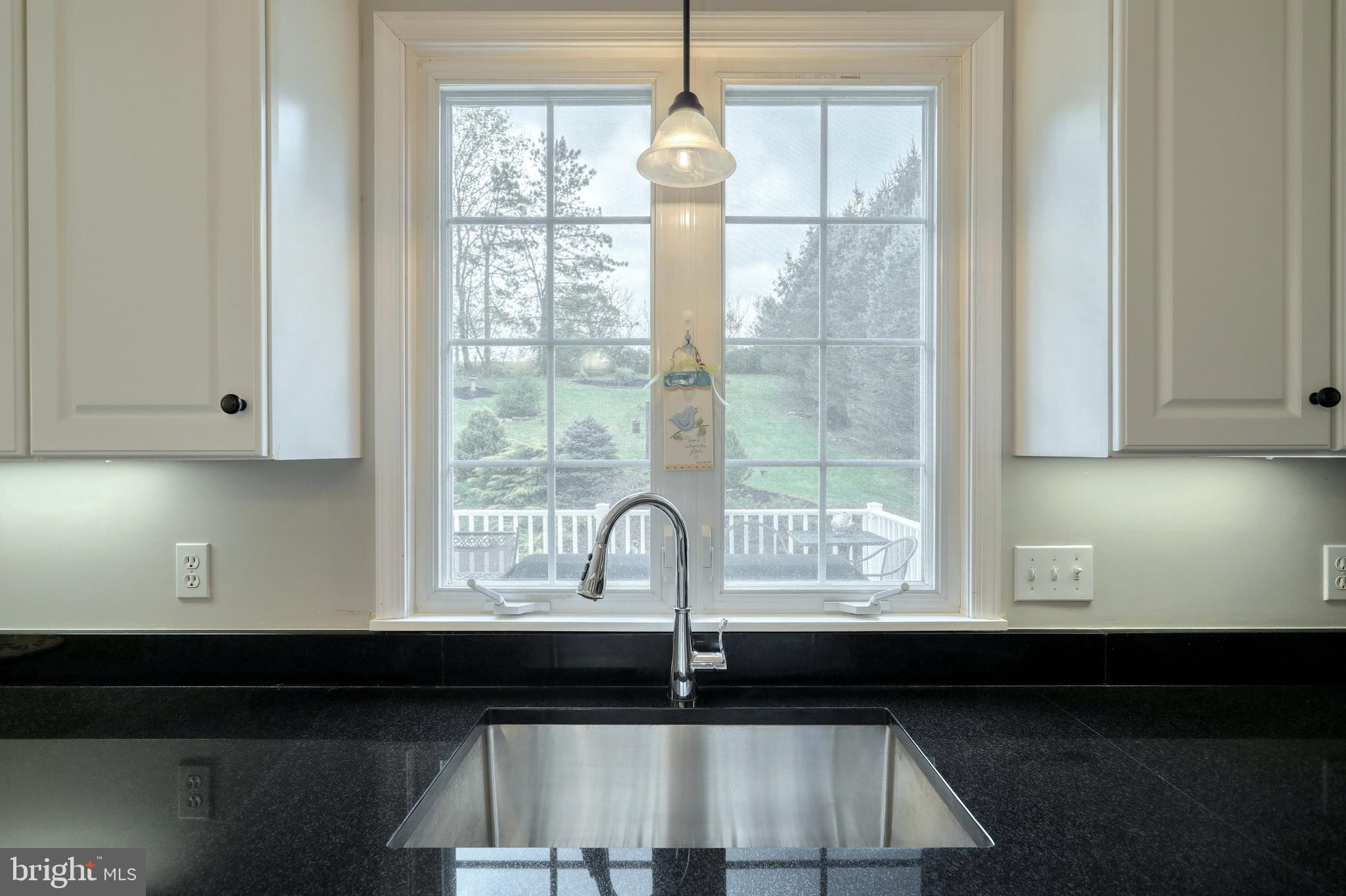 COLONIAL MEADOWS - Residential