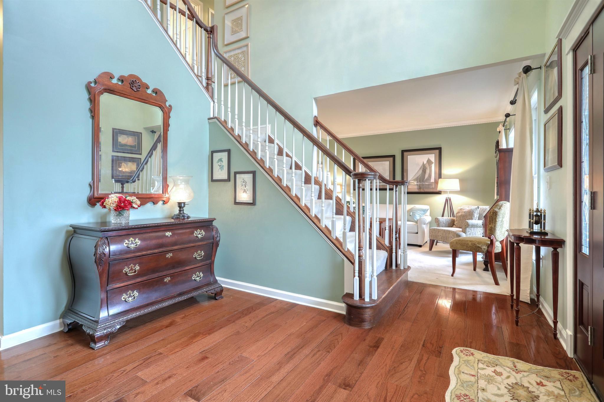 COLONIAL MEADOWS - Residential