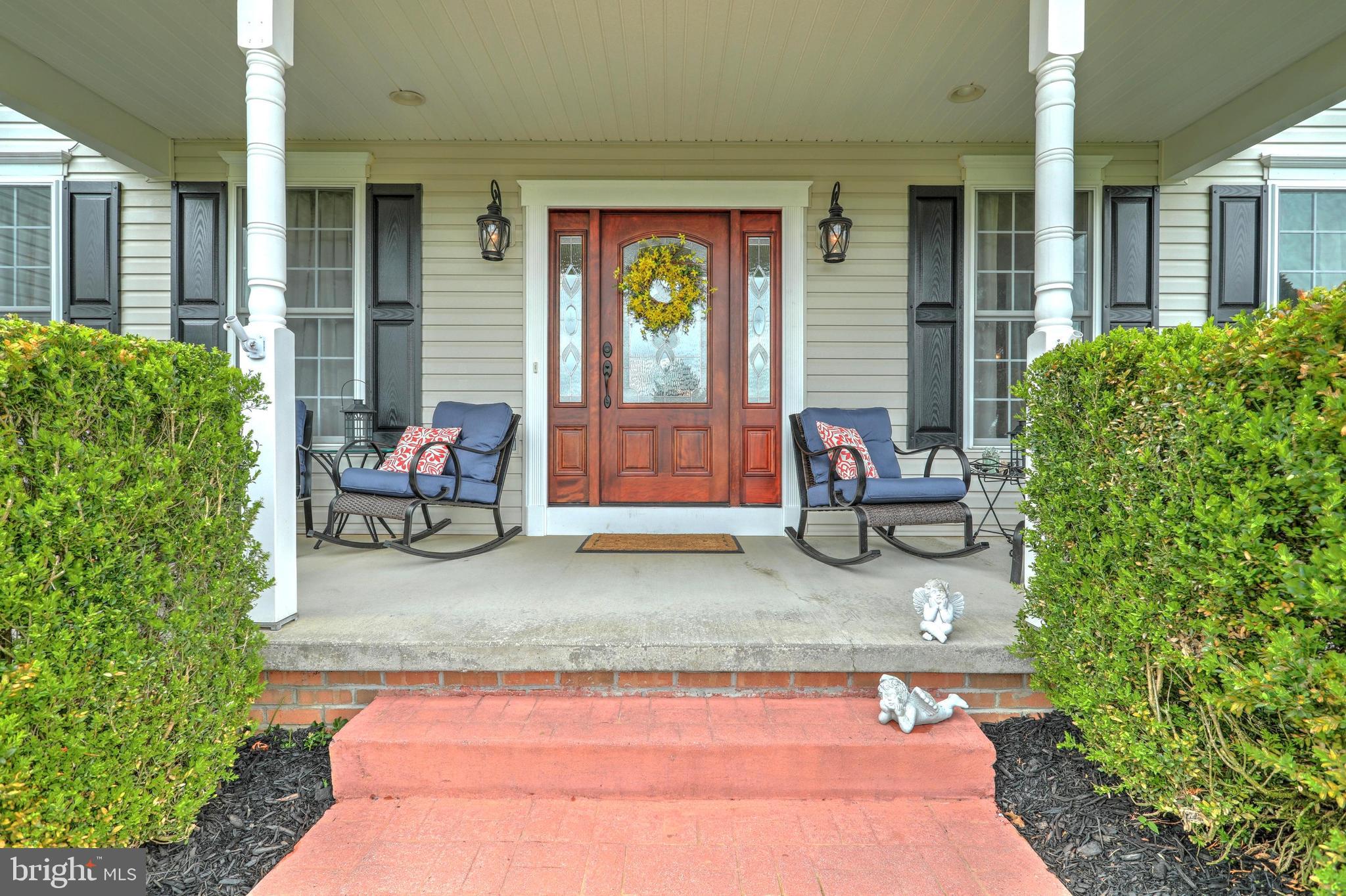 COLONIAL MEADOWS - Residential