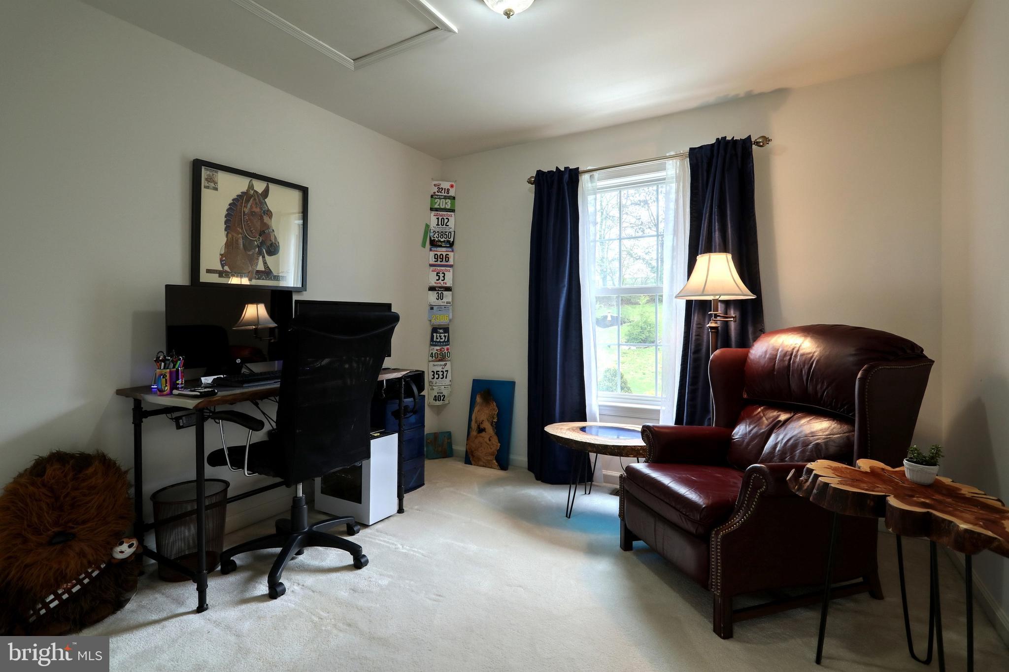 COLONIAL MEADOWS - Residential