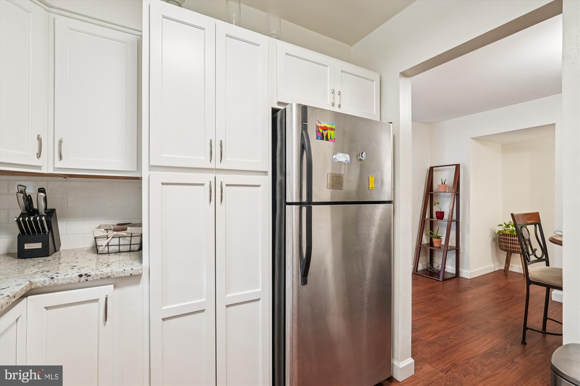 CAMELBACK VILLAGE - Residential