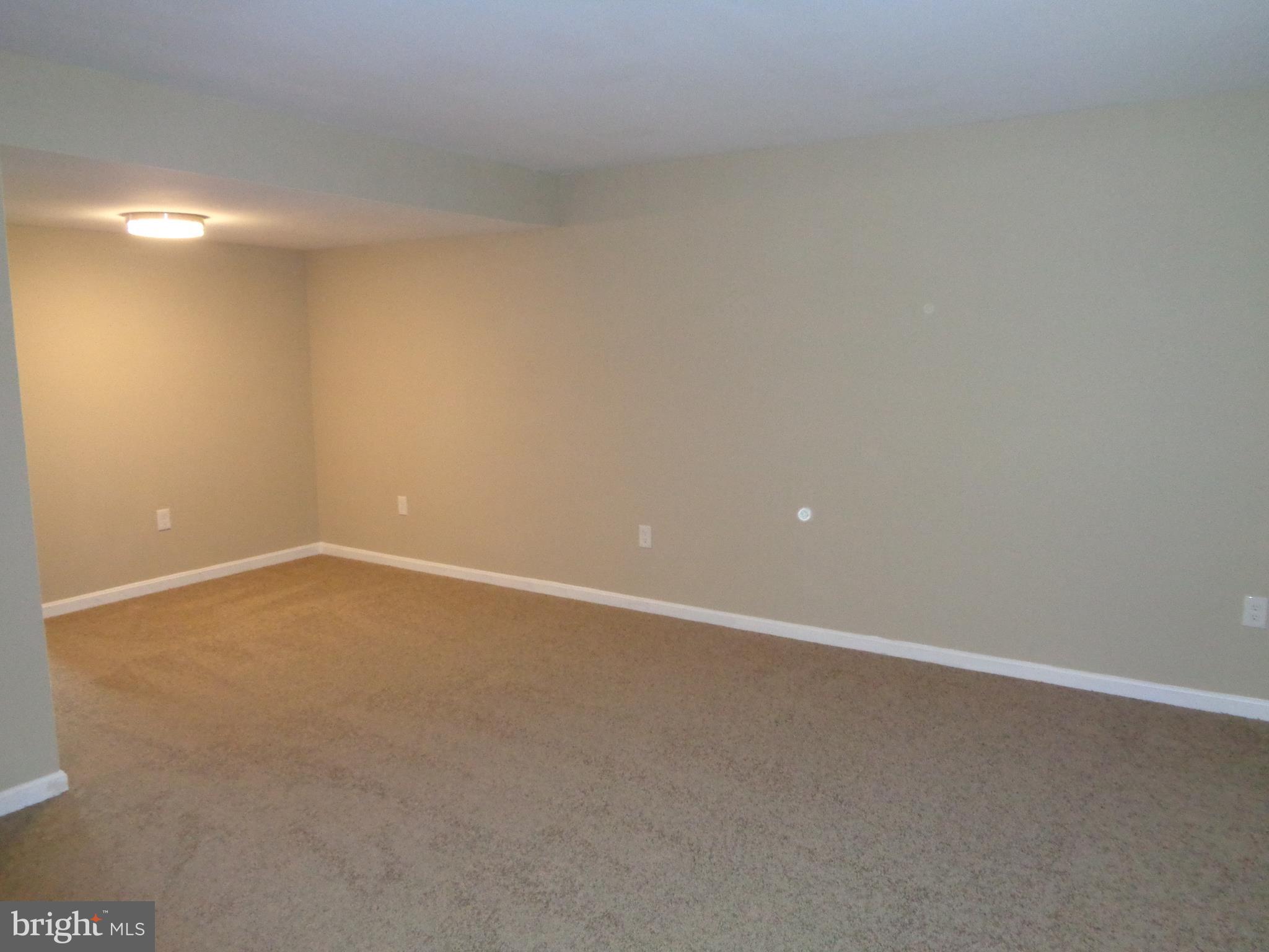 LANCASTER - Residential