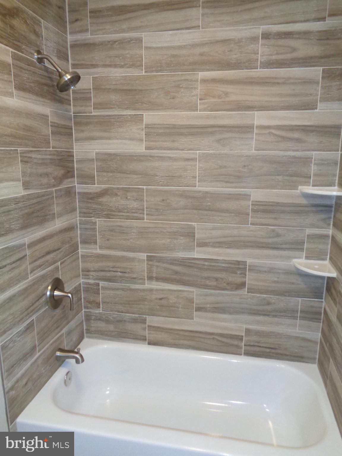 LANCASTER - Residential