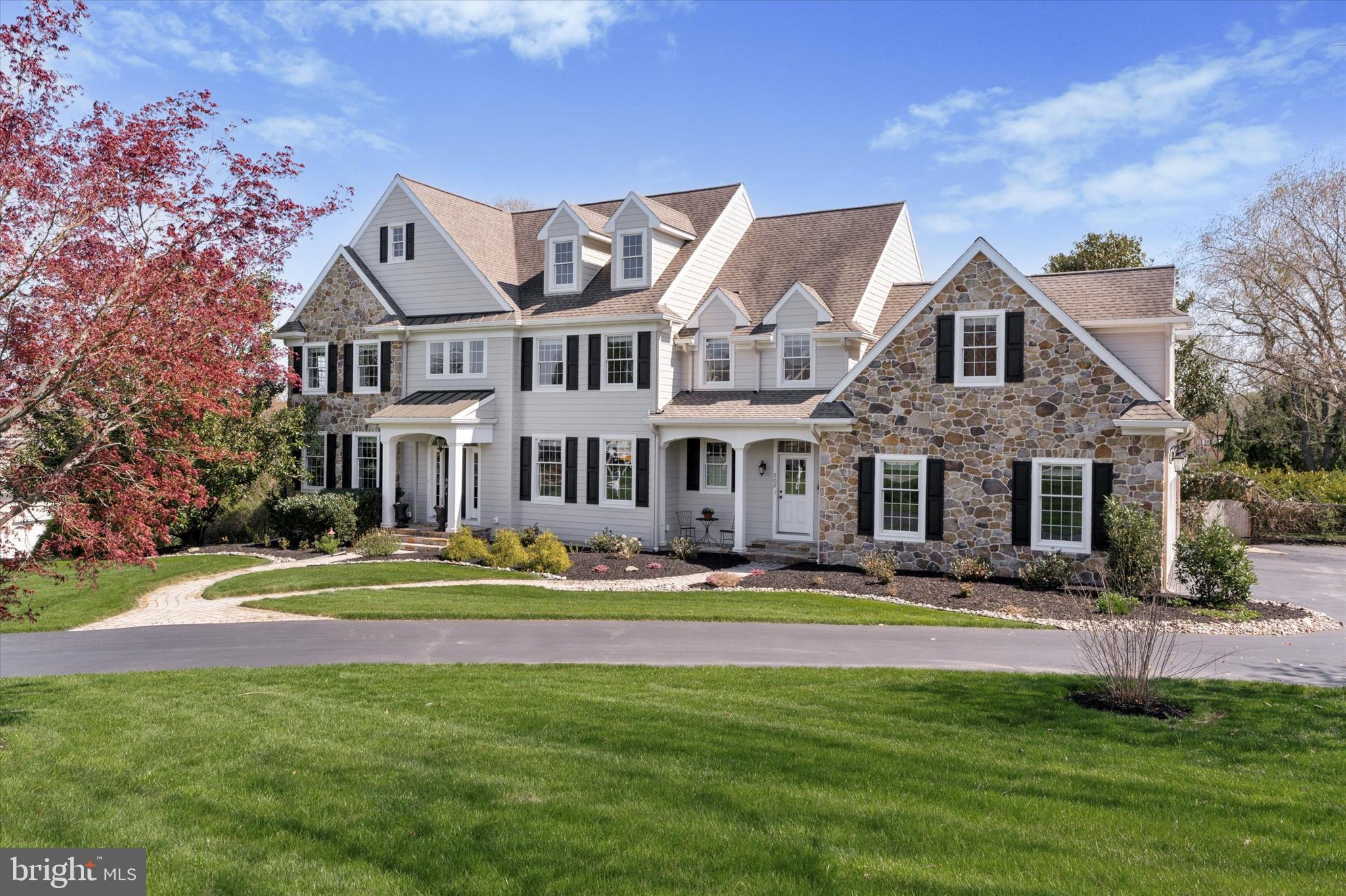 202 KIMBERWYCK WAY