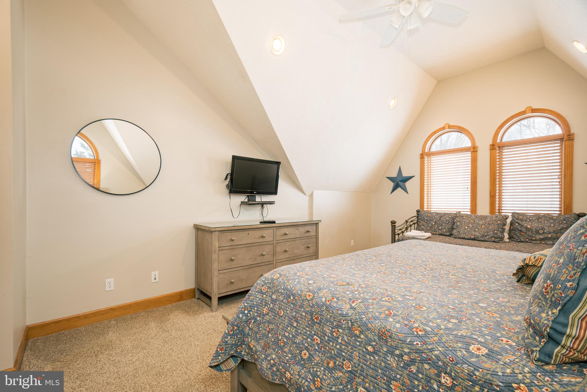 WATERFRONT GREENS - Residential