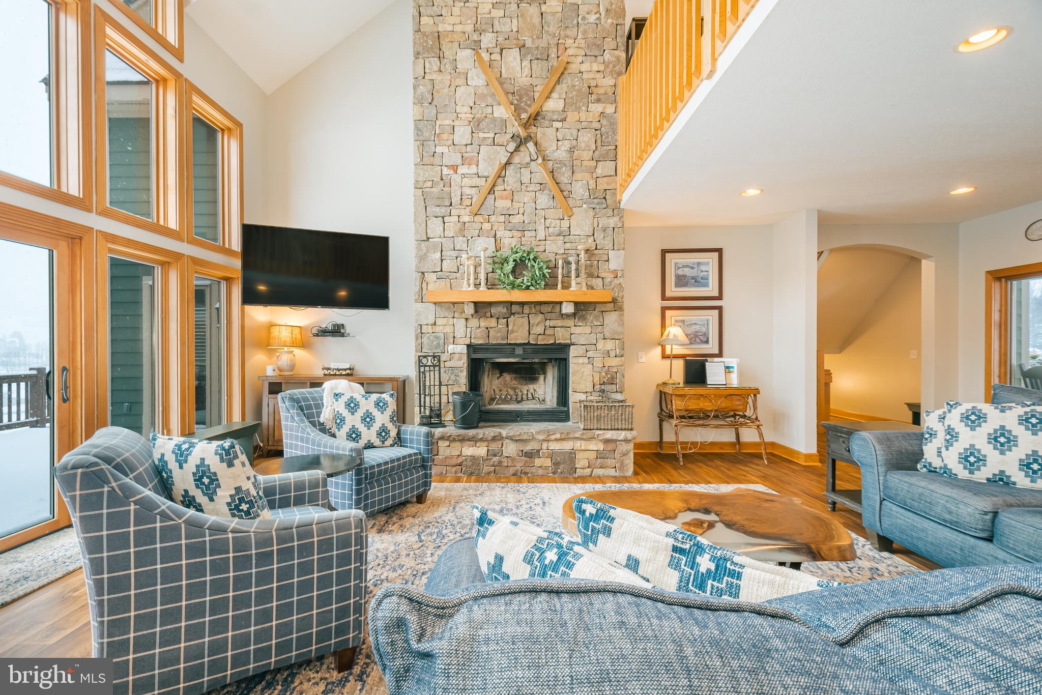 WATERFRONT GREENS - Residential