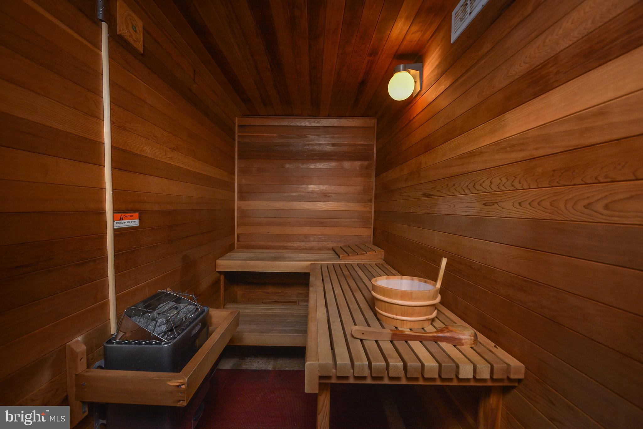 WATERFRONT GREENS - Residential