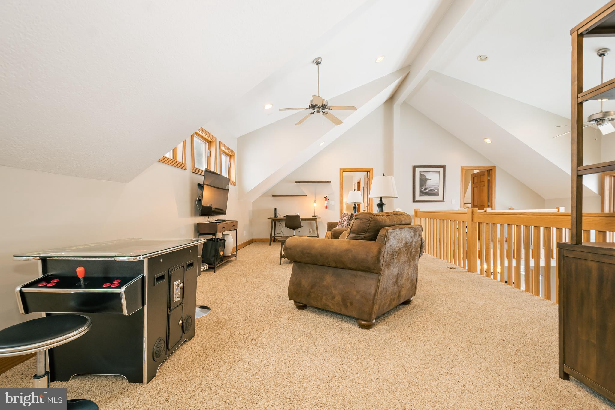 WATERFRONT GREENS - Residential