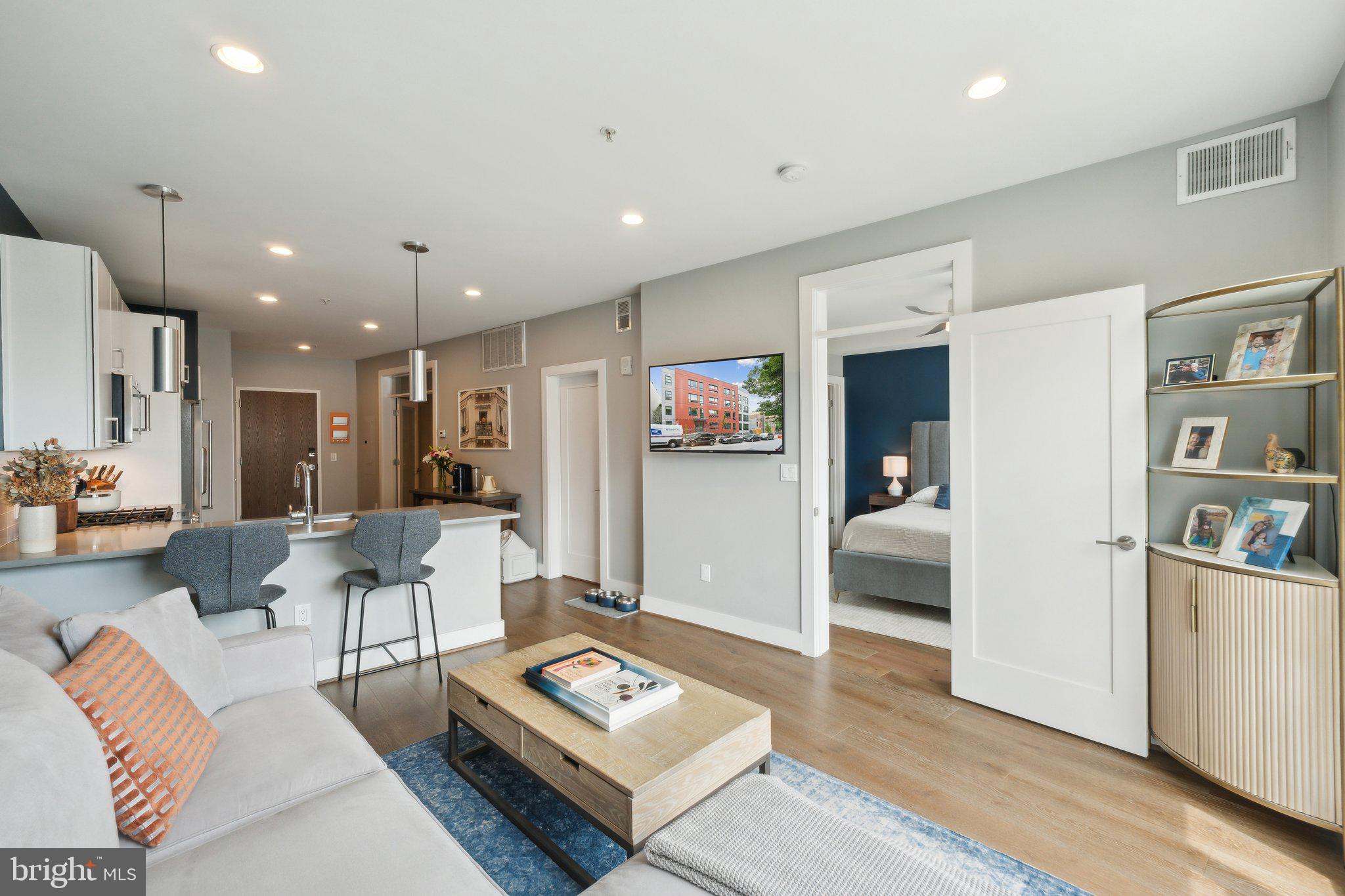 2337 CHAMPLAIN STREET NW 205