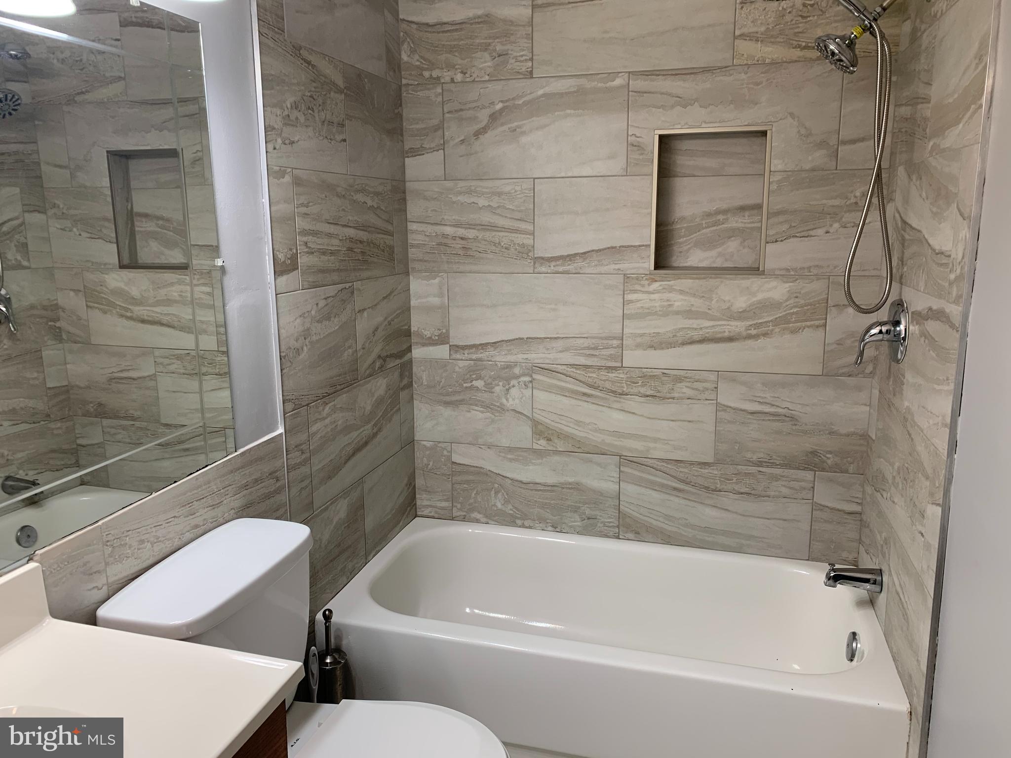 DALE CITY - Residential