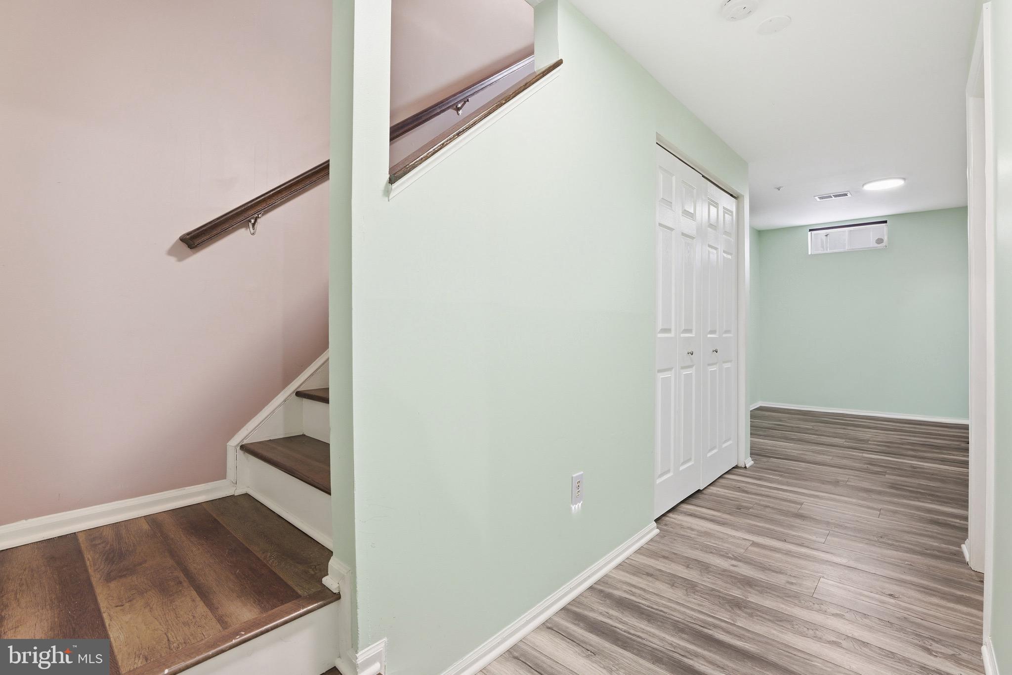 WESTLAKE - Residential