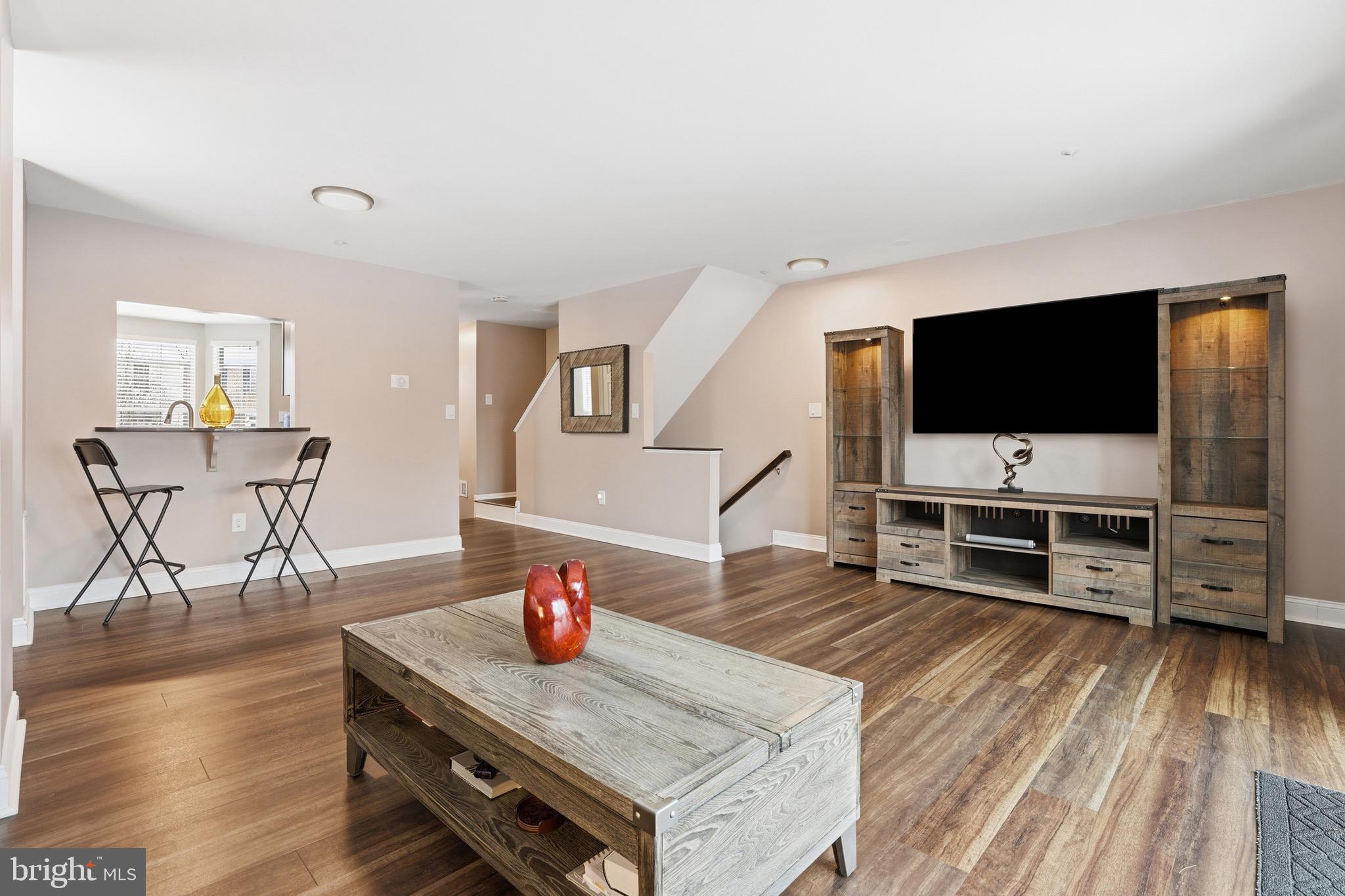 WESTLAKE - Residential