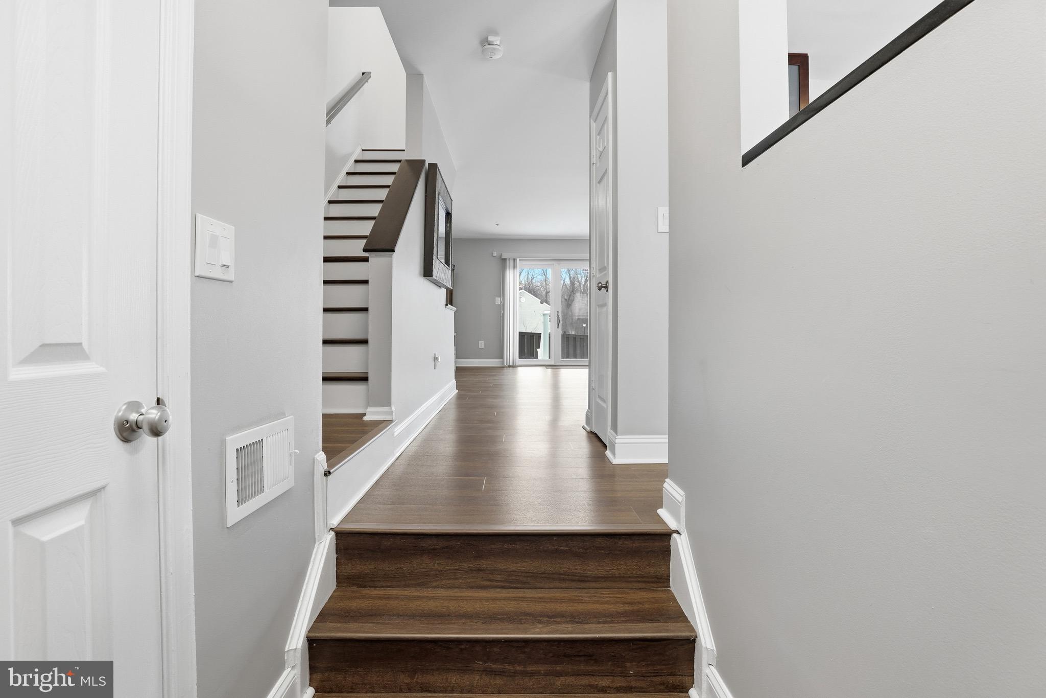 WESTLAKE - Residential