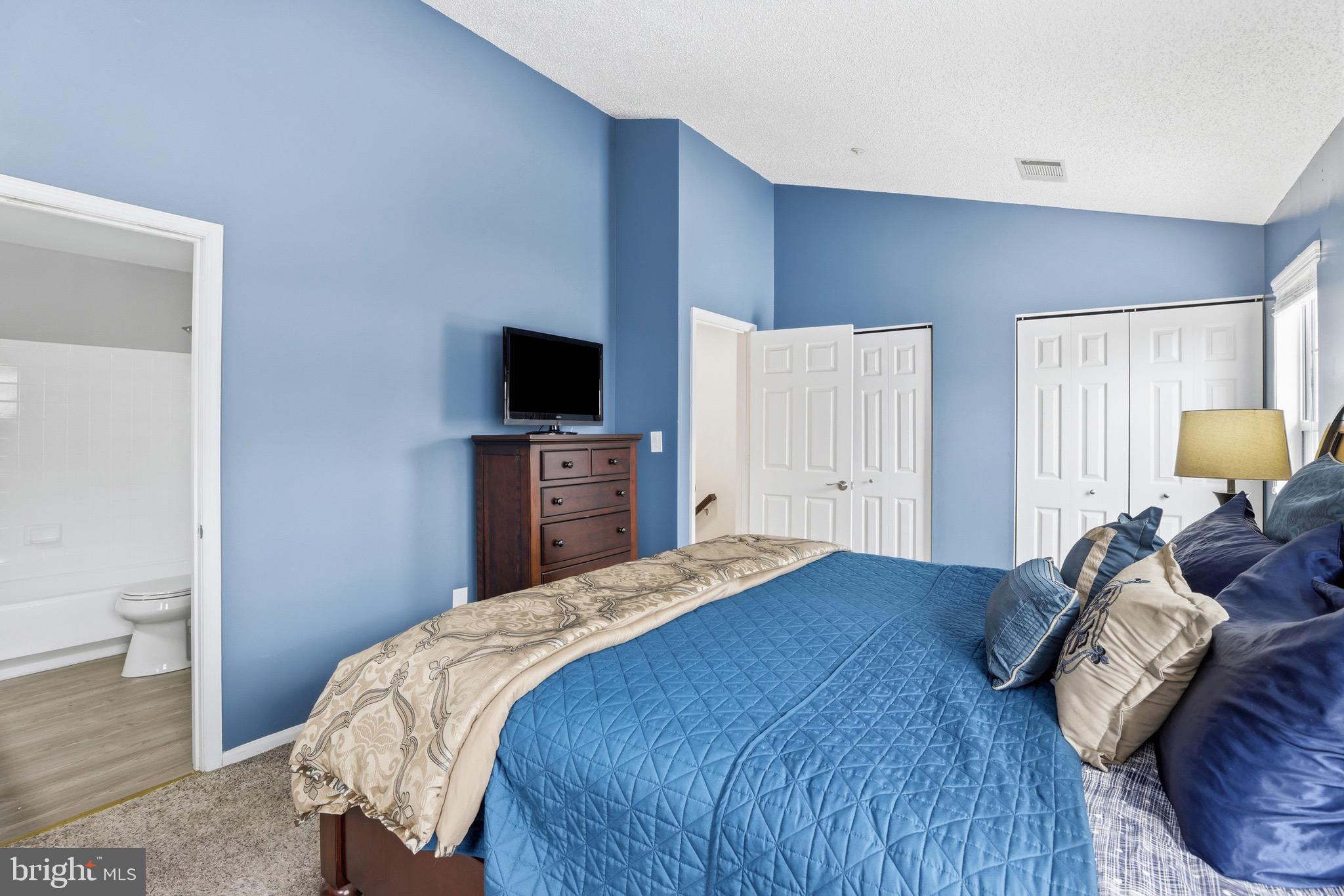 WESTLAKE - Residential