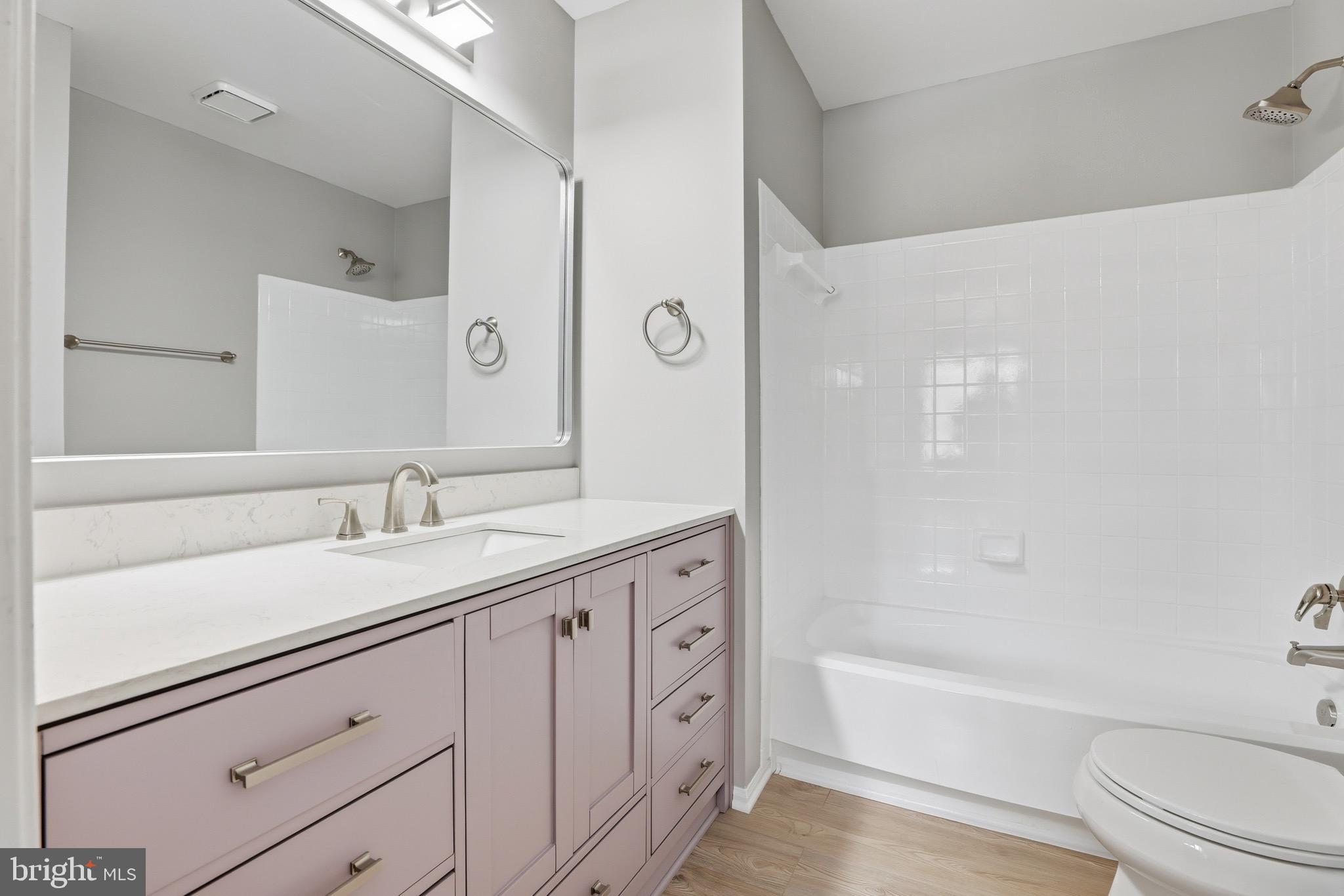 WESTLAKE - Residential