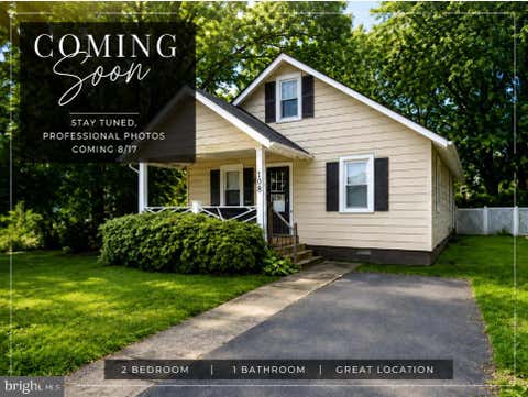 Homes For Sale - 108 Oak Street<br/> FREDERICKSBURG, VA 22401