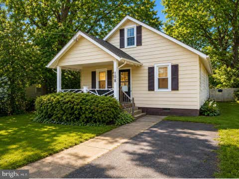 Homes For Sale - 108 Oak Street<br/> FREDERICKSBURG, VA 22401