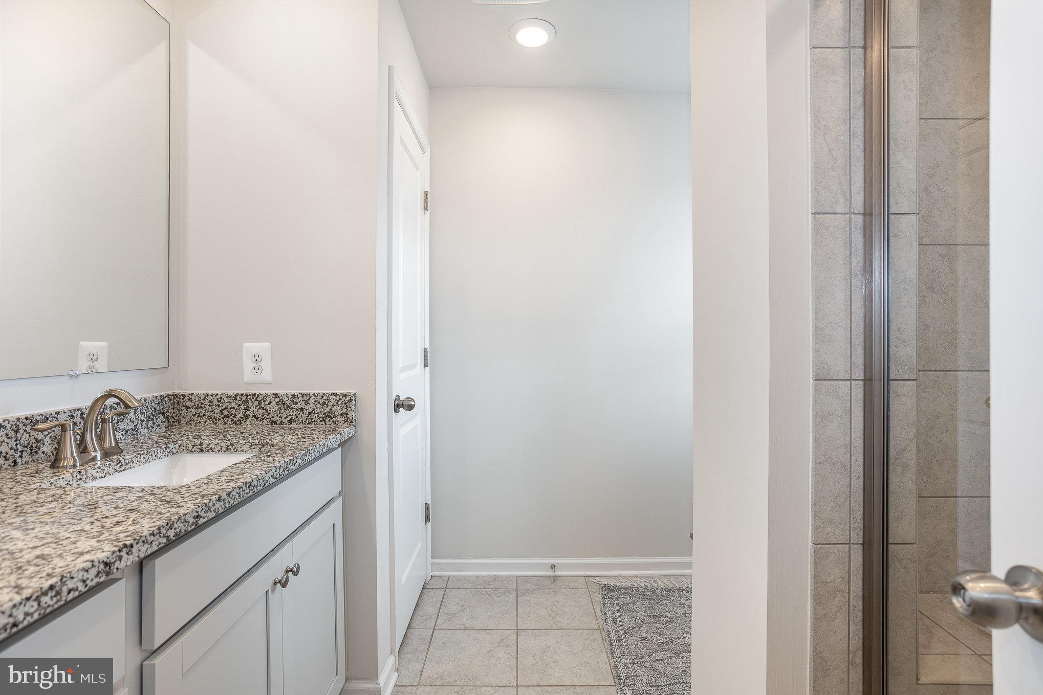 HICKORY RIDGE MEWS - Residential