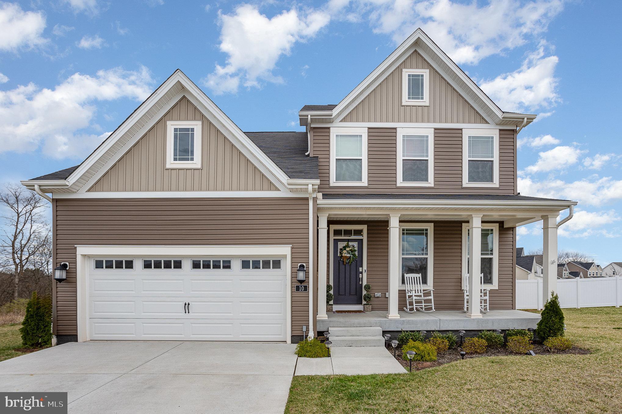 HICKORY RIDGE MEWS - Residential