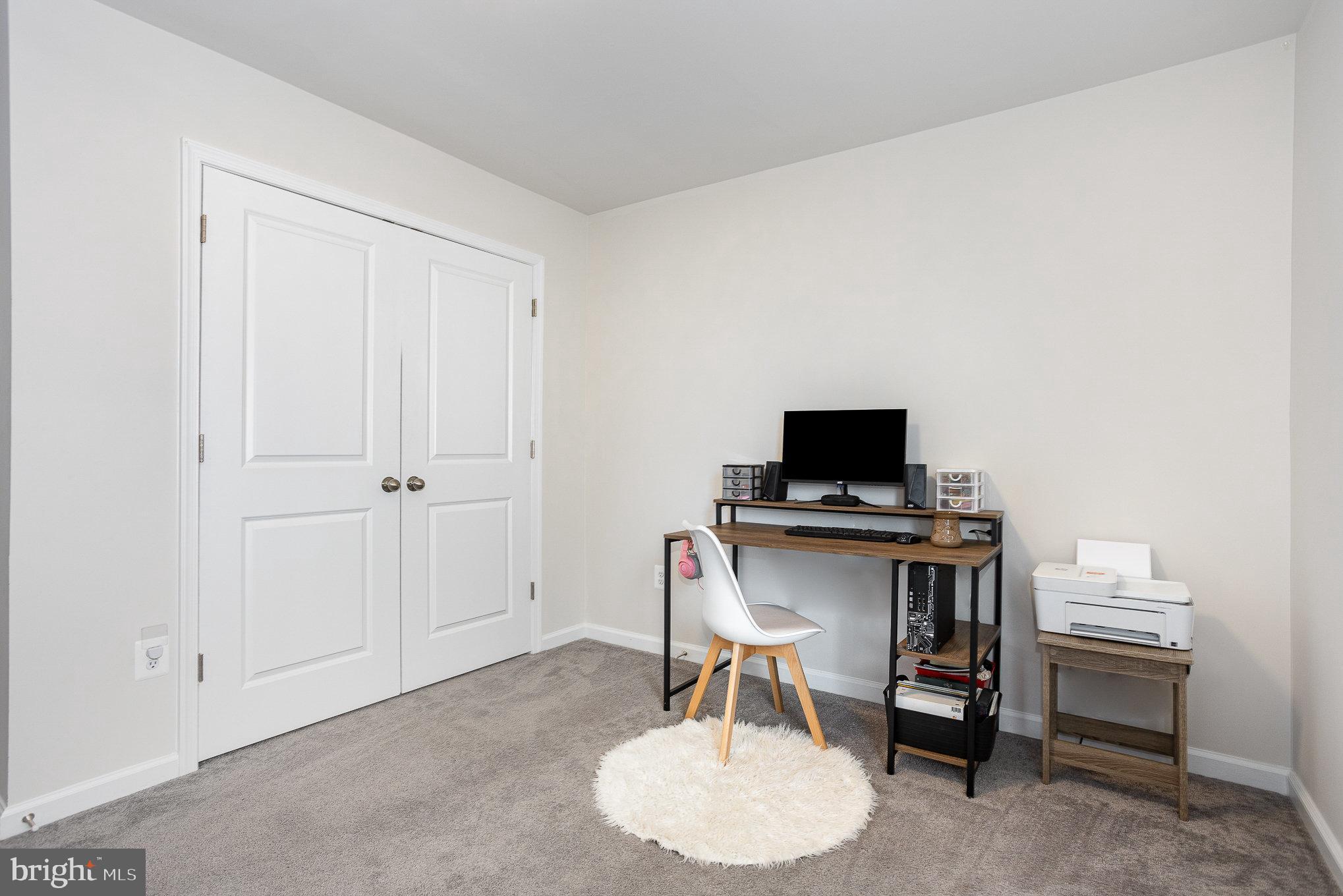 HICKORY RIDGE MEWS - Residential