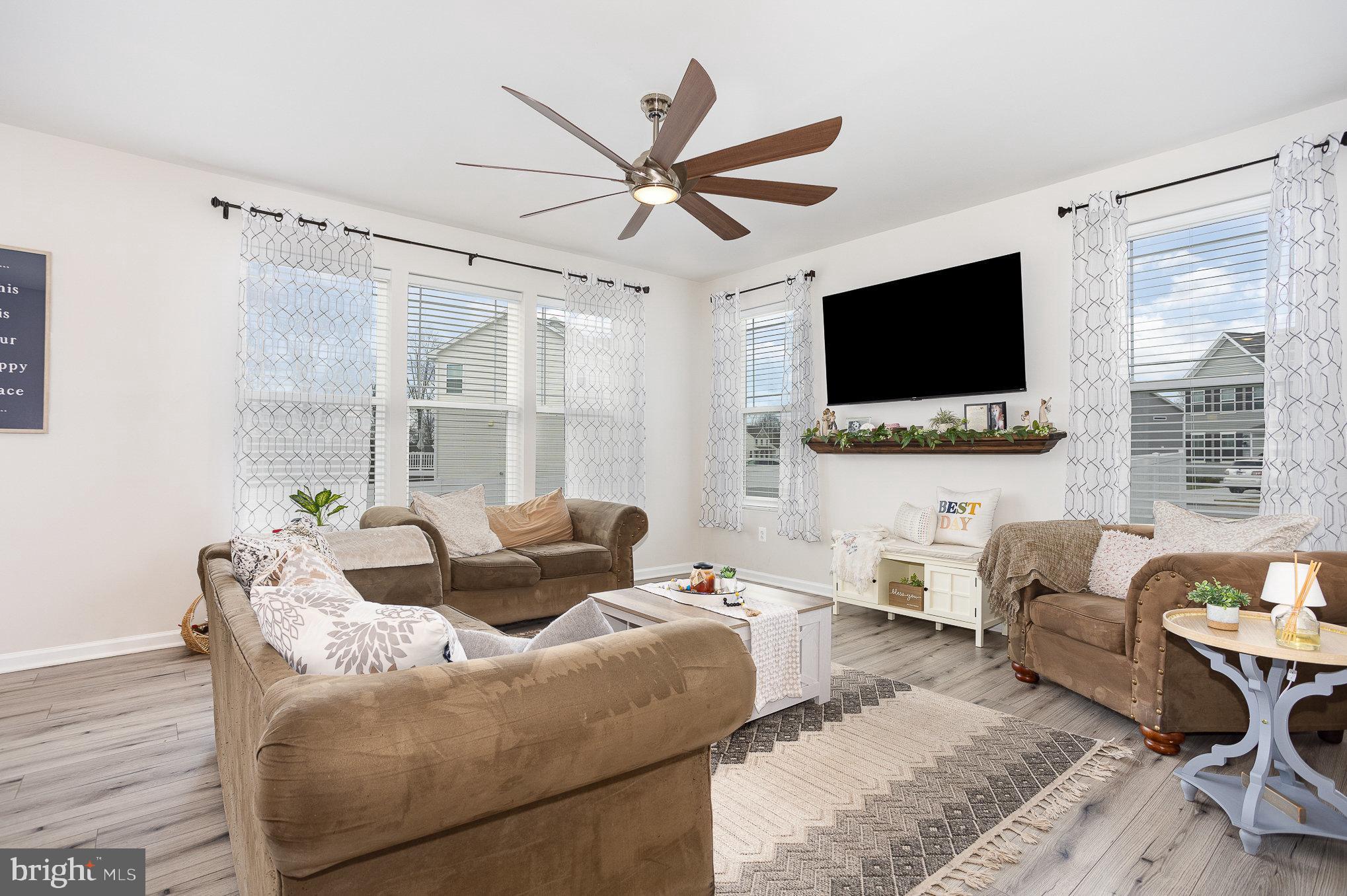 HICKORY RIDGE MEWS - Residential