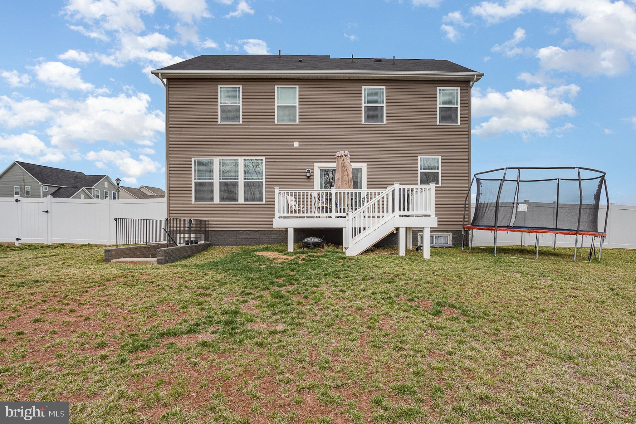 HICKORY RIDGE MEWS - Residential