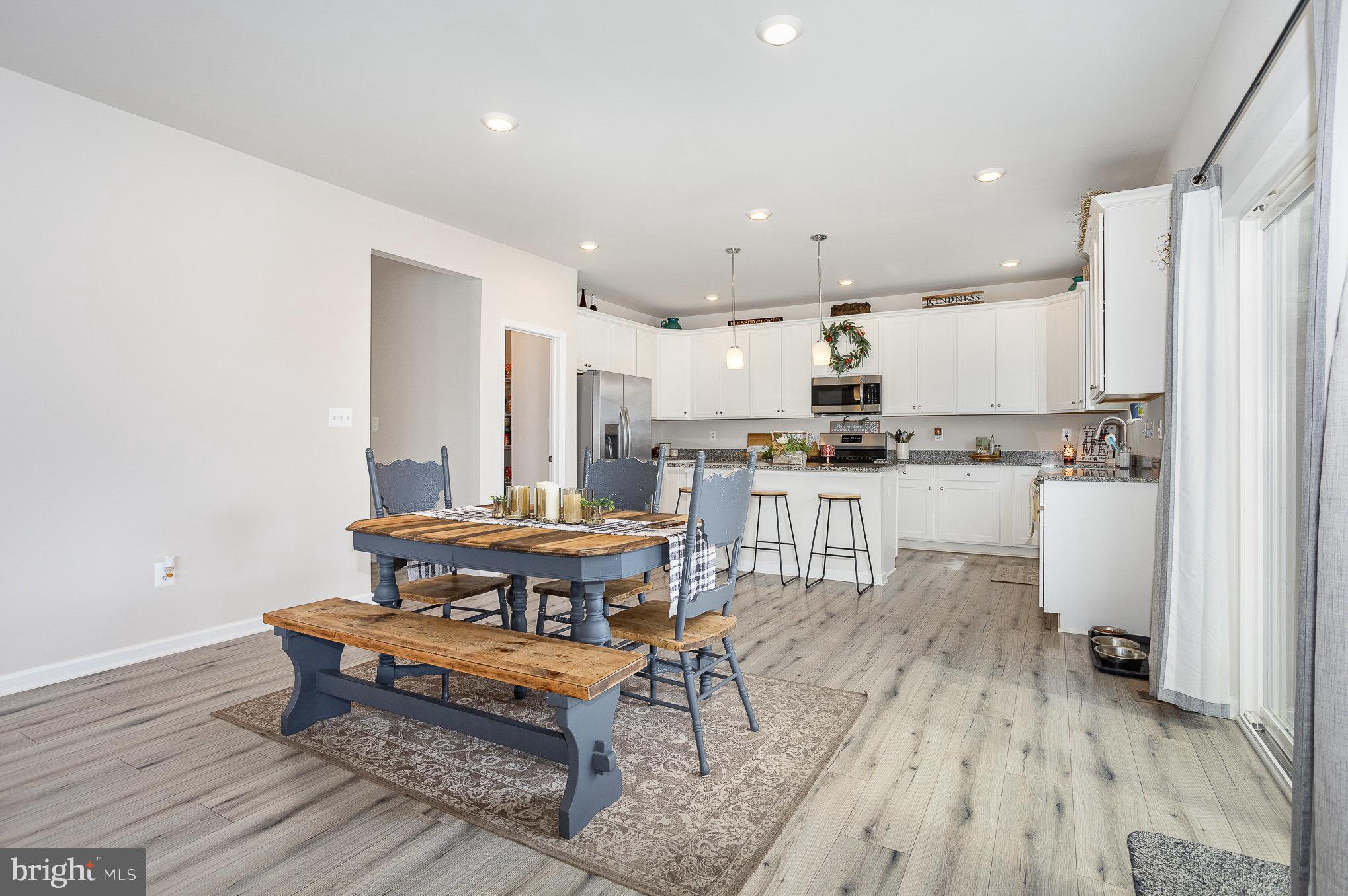 HICKORY RIDGE MEWS - Residential