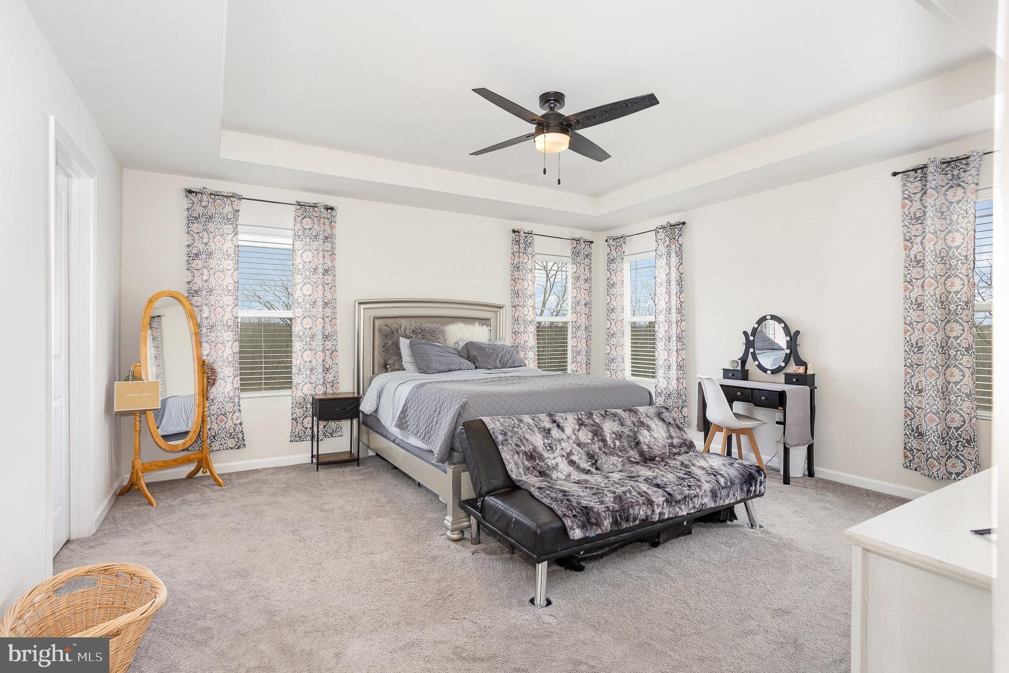 HICKORY RIDGE MEWS - Residential