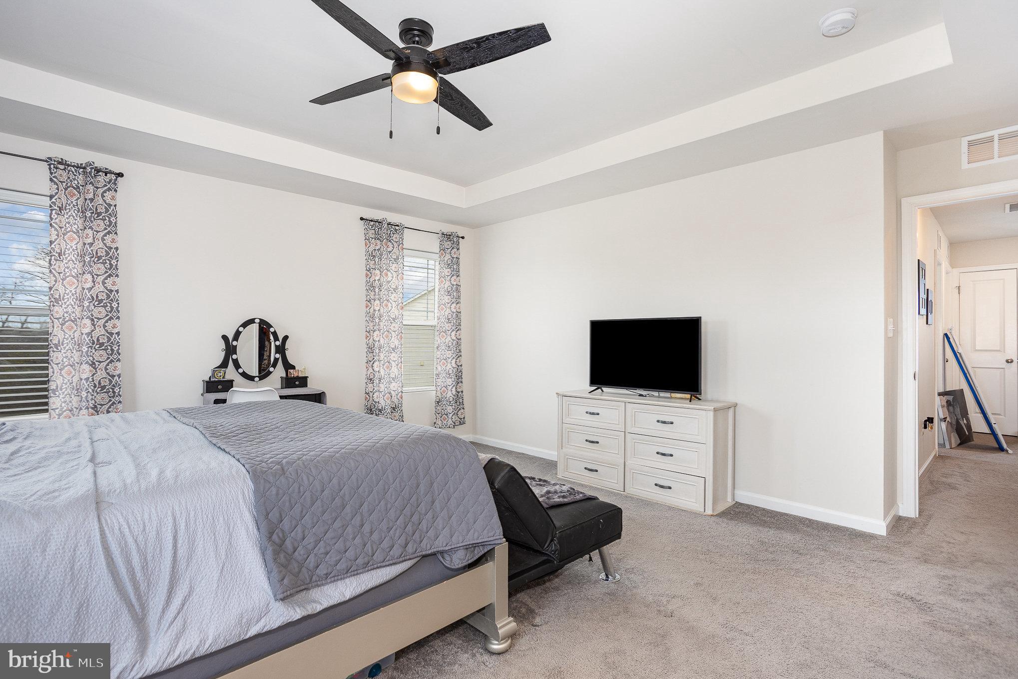 HICKORY RIDGE MEWS - Residential