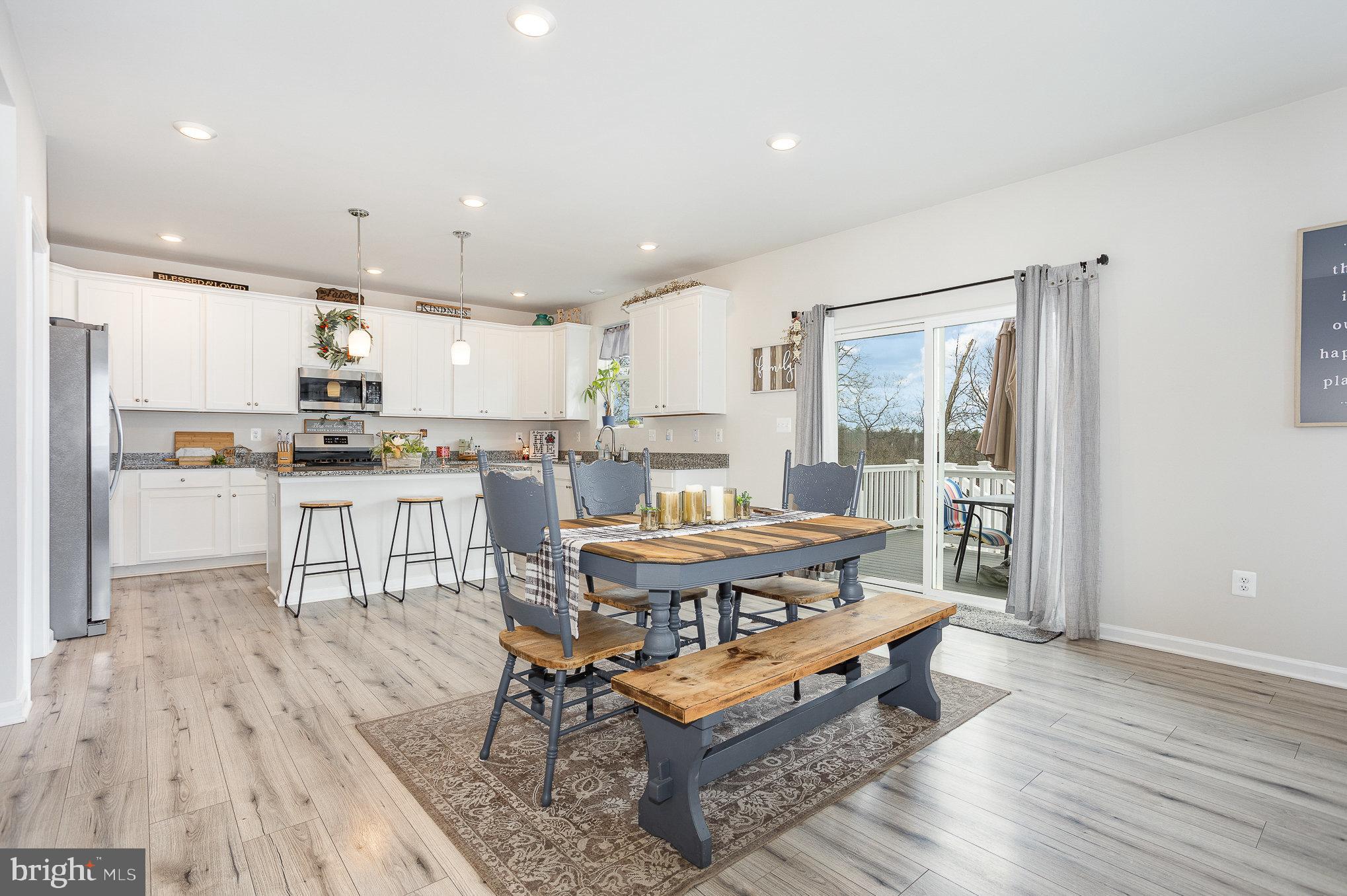 HICKORY RIDGE MEWS - Residential