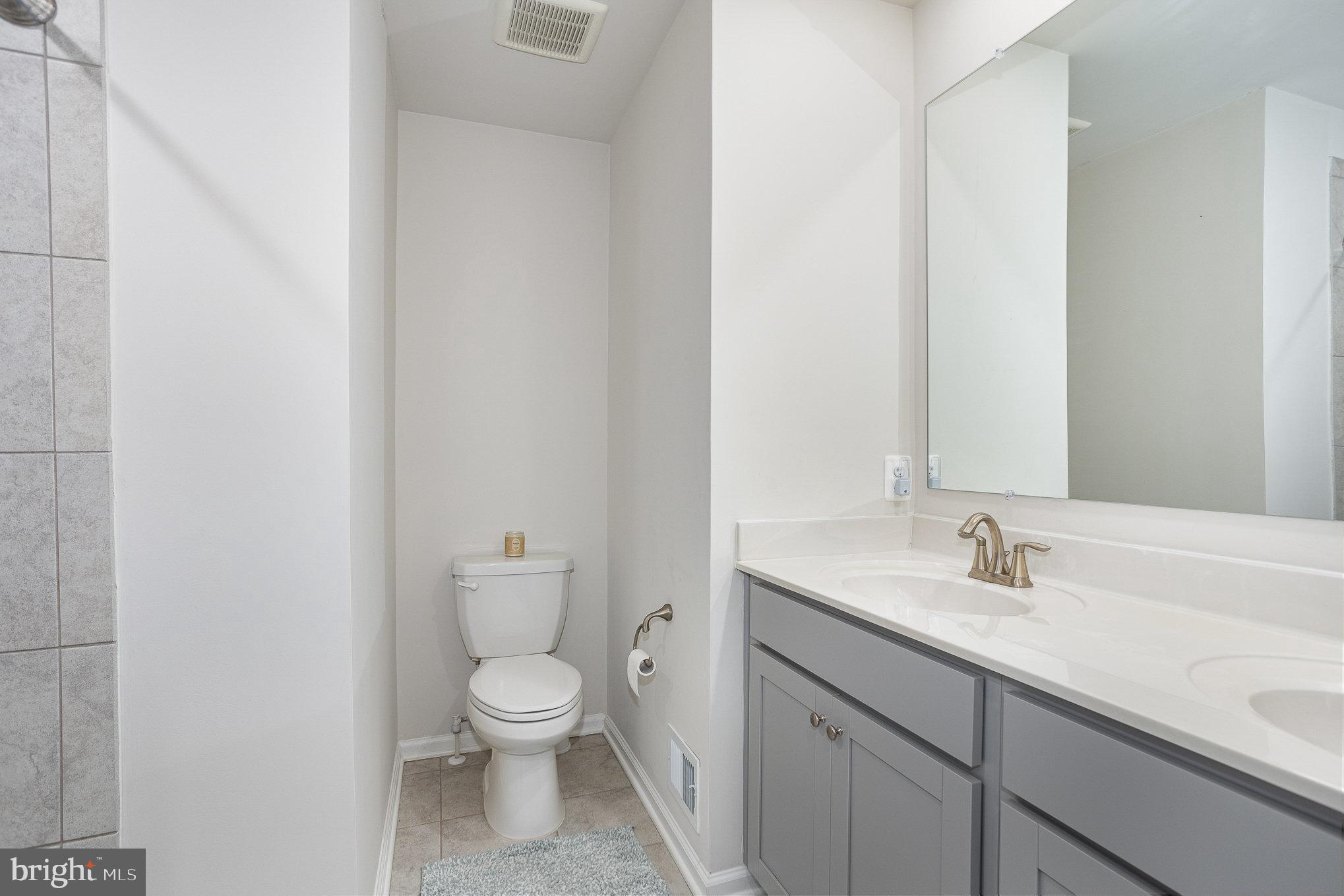 HICKORY RIDGE MEWS - Residential