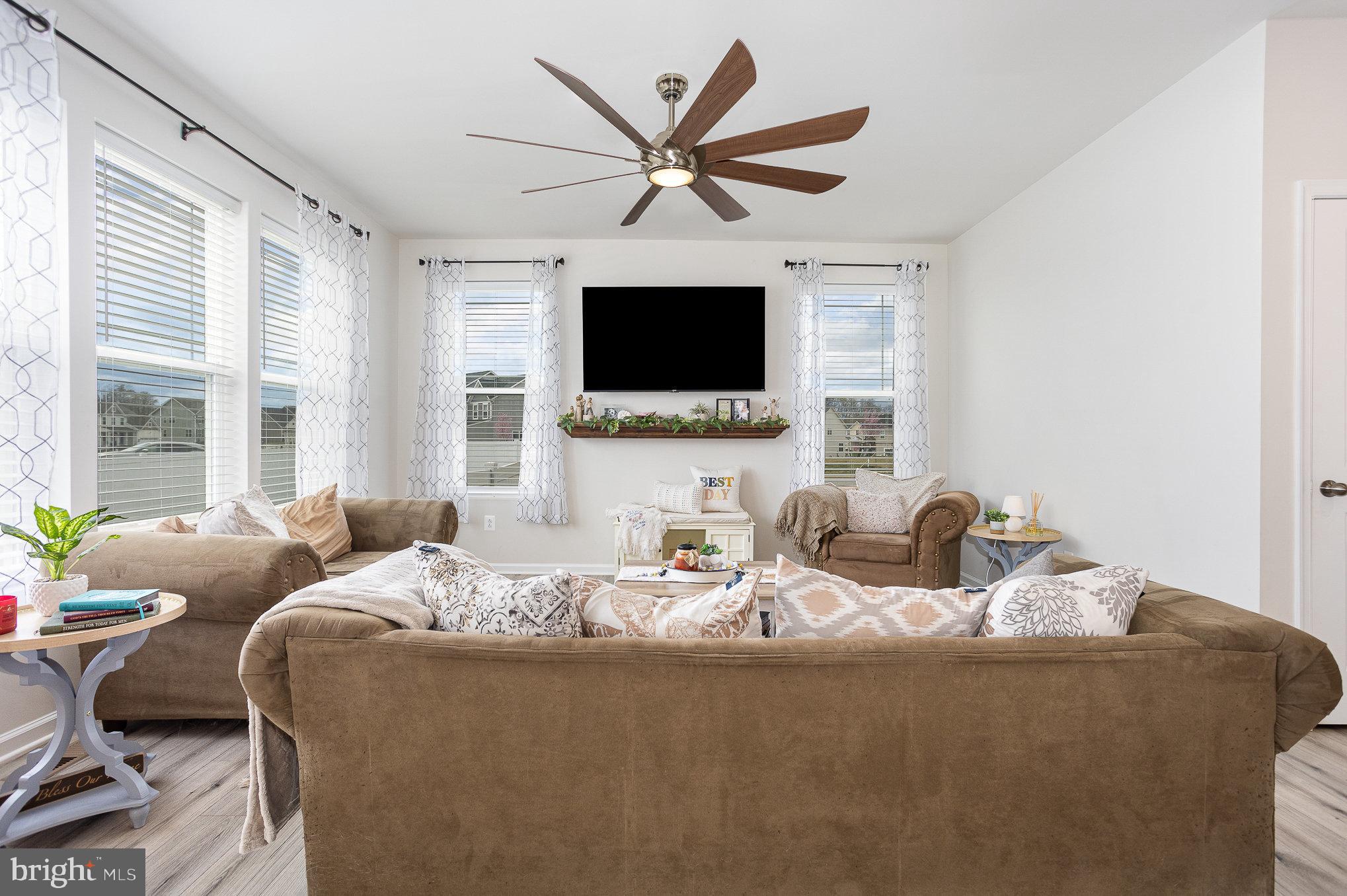 HICKORY RIDGE MEWS - Residential