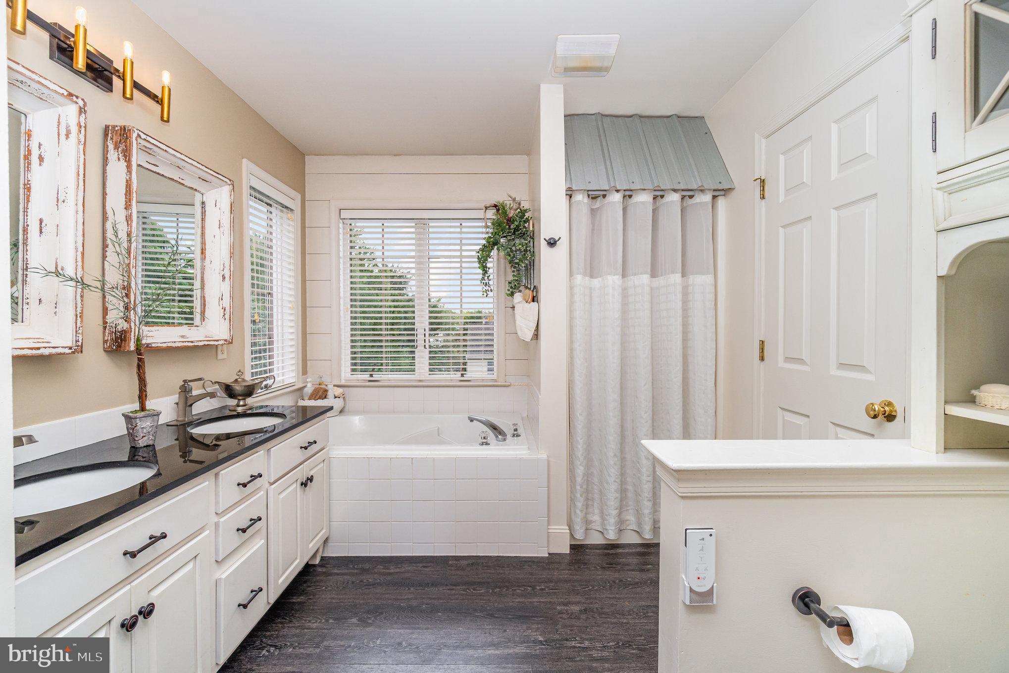 OLDE STONE WAY - Residential