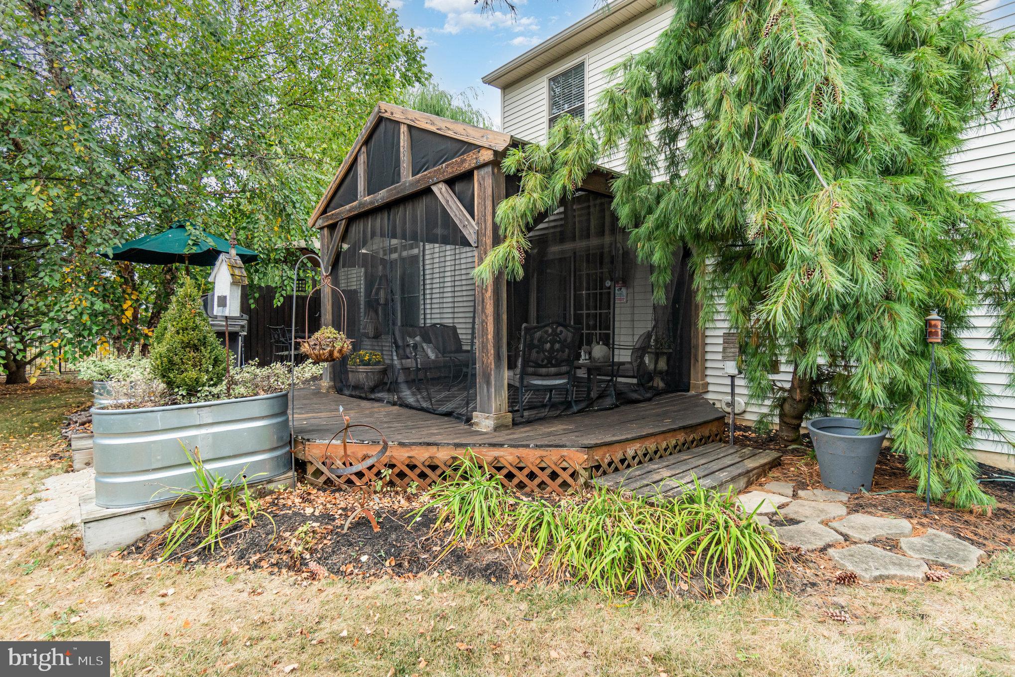 OLDE STONE WAY - Residential