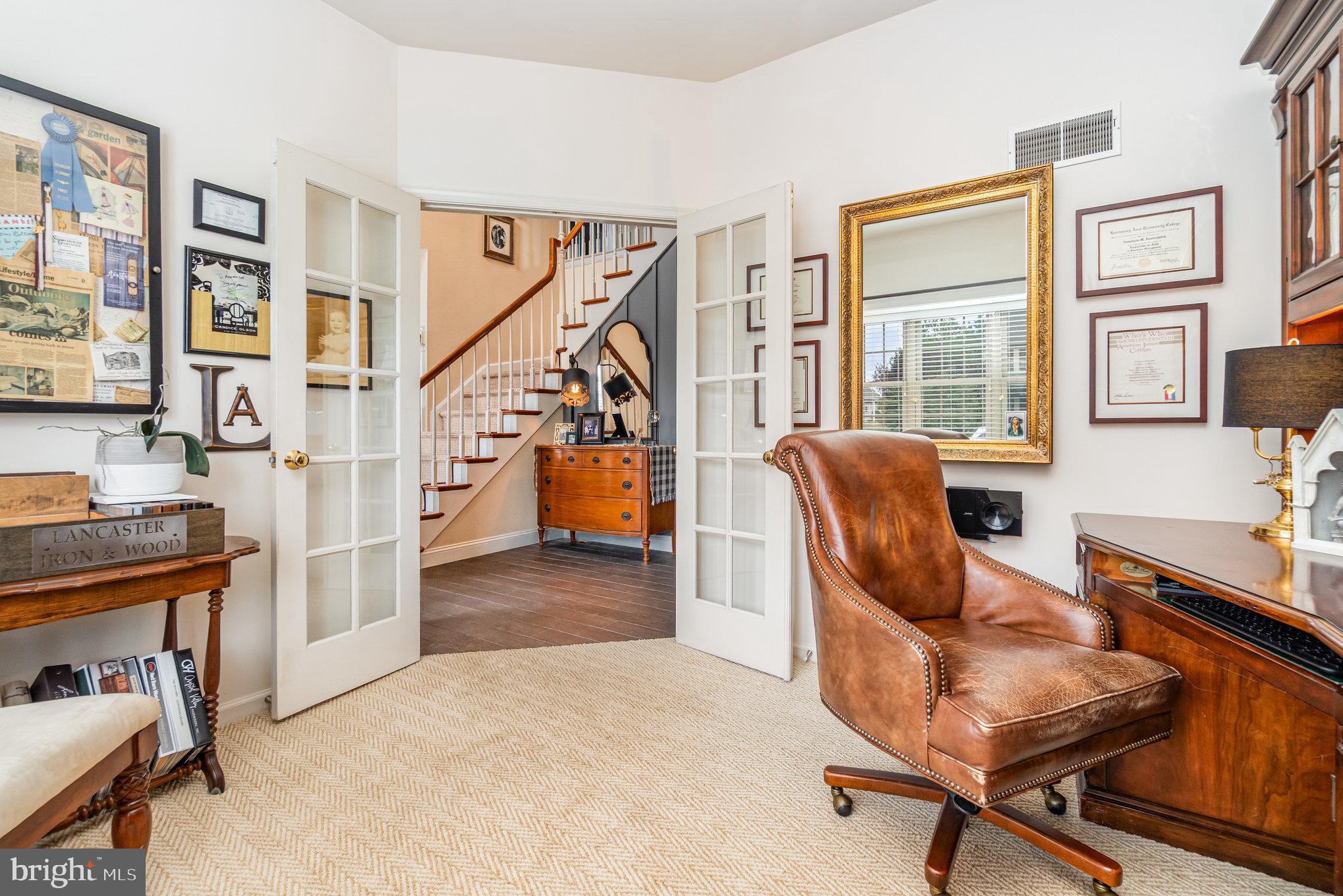 OLDE STONE WAY - Residential