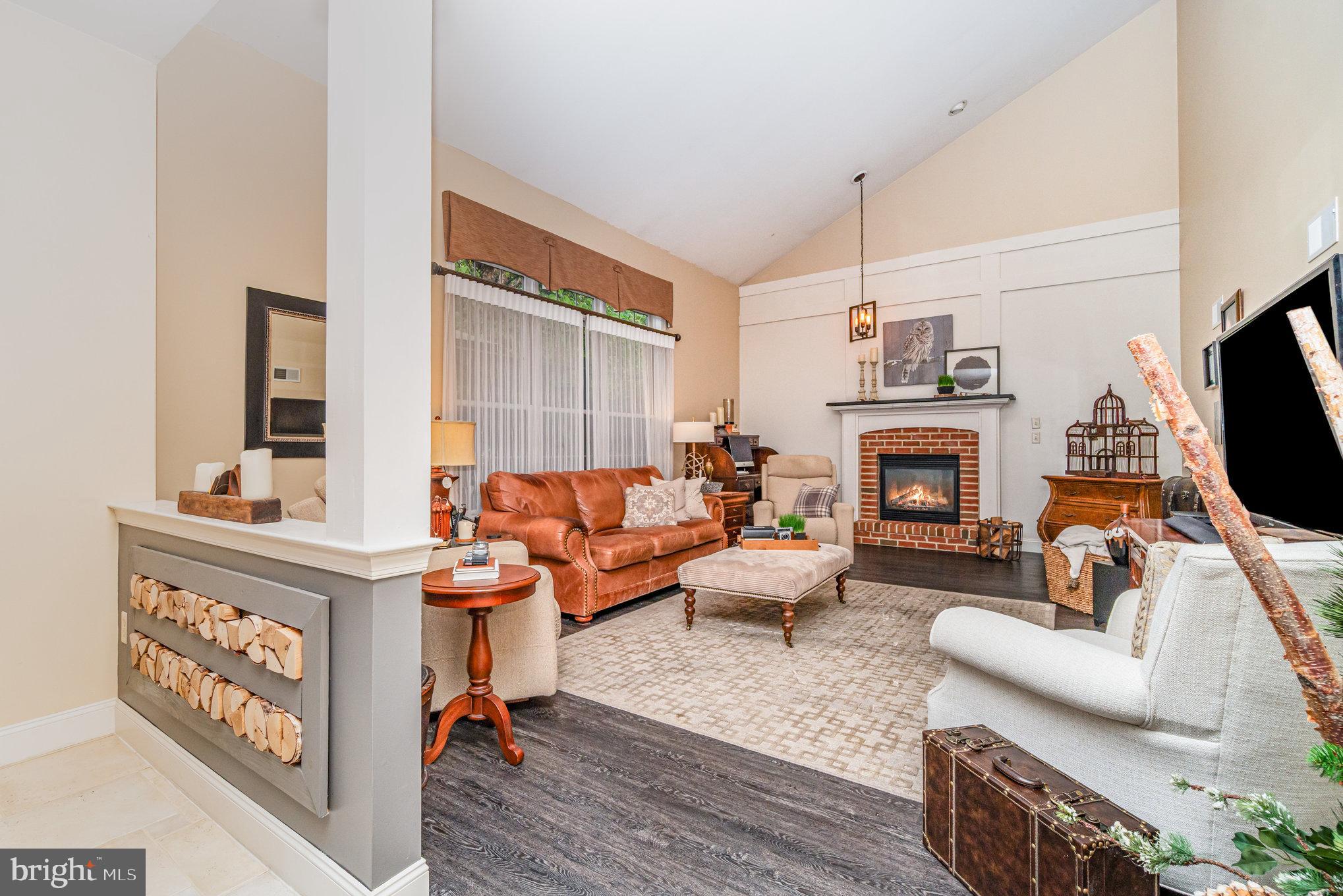 OLDE STONE WAY - Residential