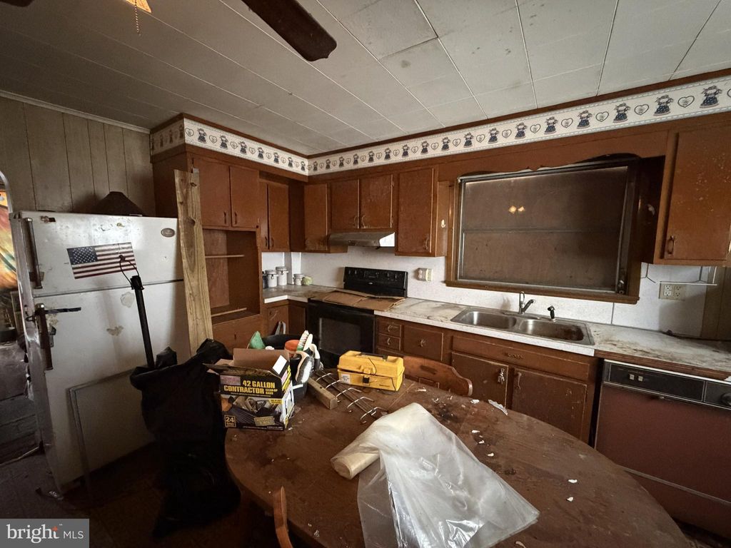 Photo of 4 Federal Street, NEW PHILADELPHIA, PA 17959 (MLS # PASK2024578)