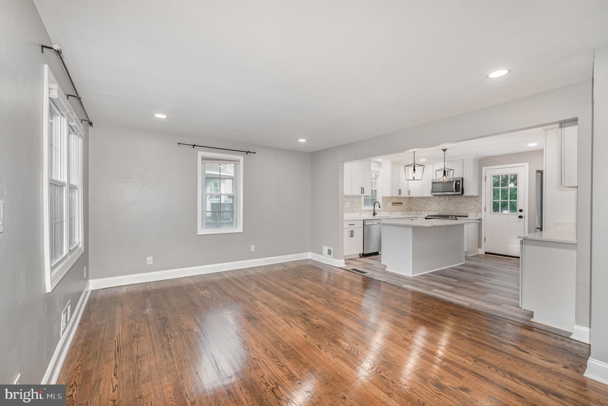 PARKVILLE - Residential