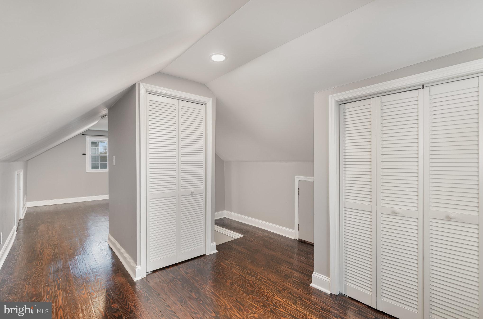 PARKVILLE - Residential