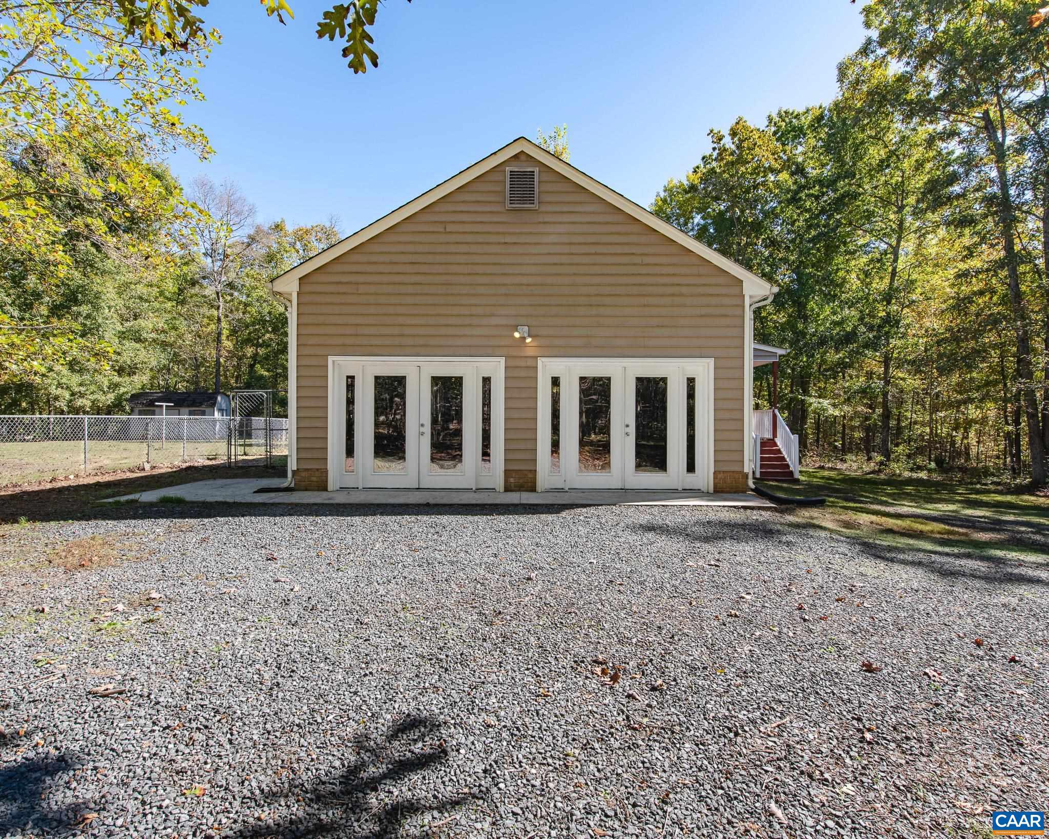 187 CURLEY LN