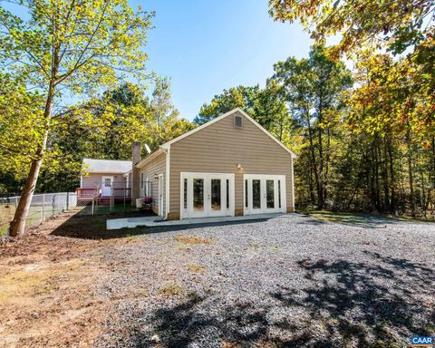 187 CURLEY LN BUMPASS VA 23024