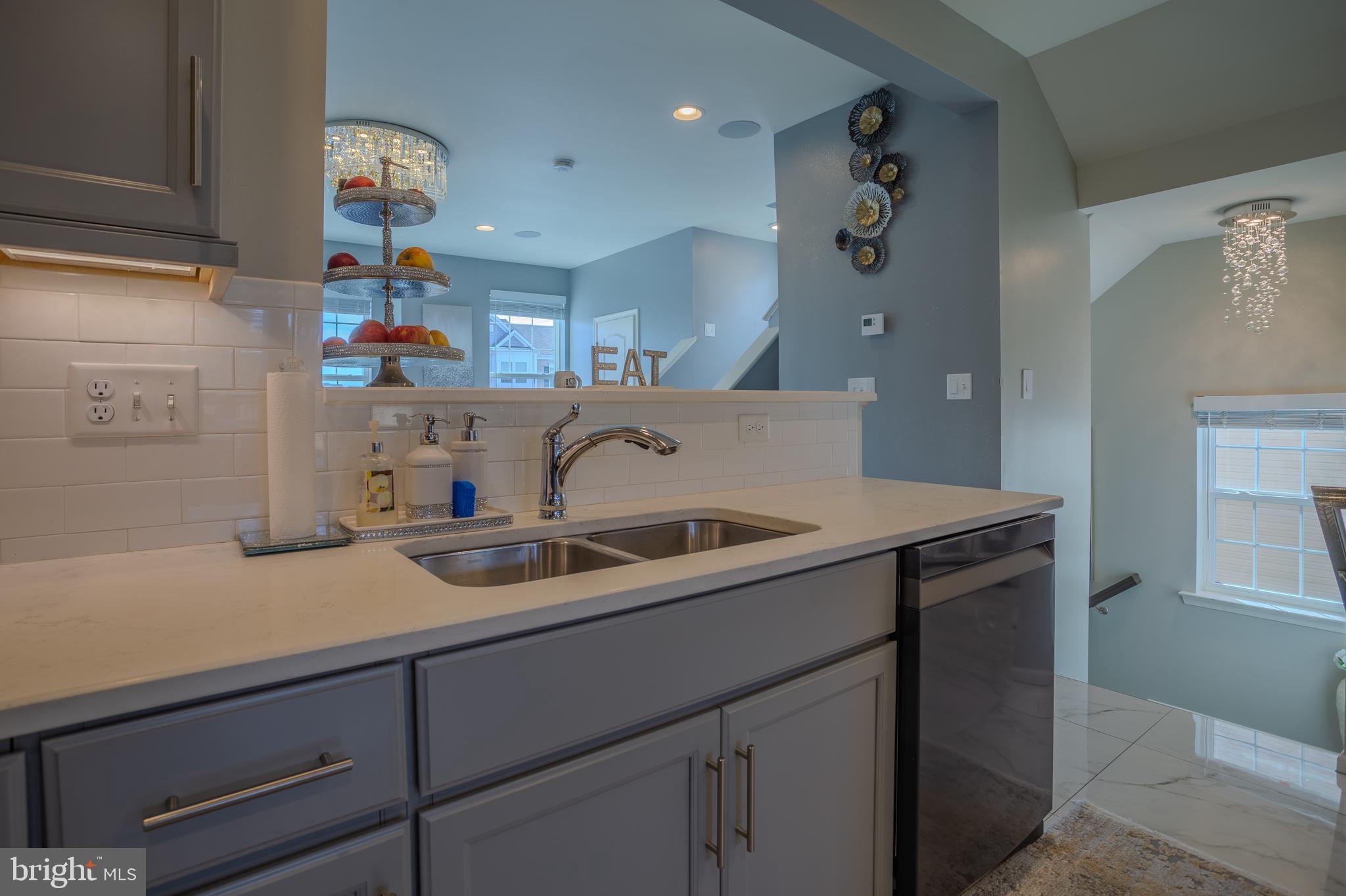 RIVERSIDE VILLAGES - Residential