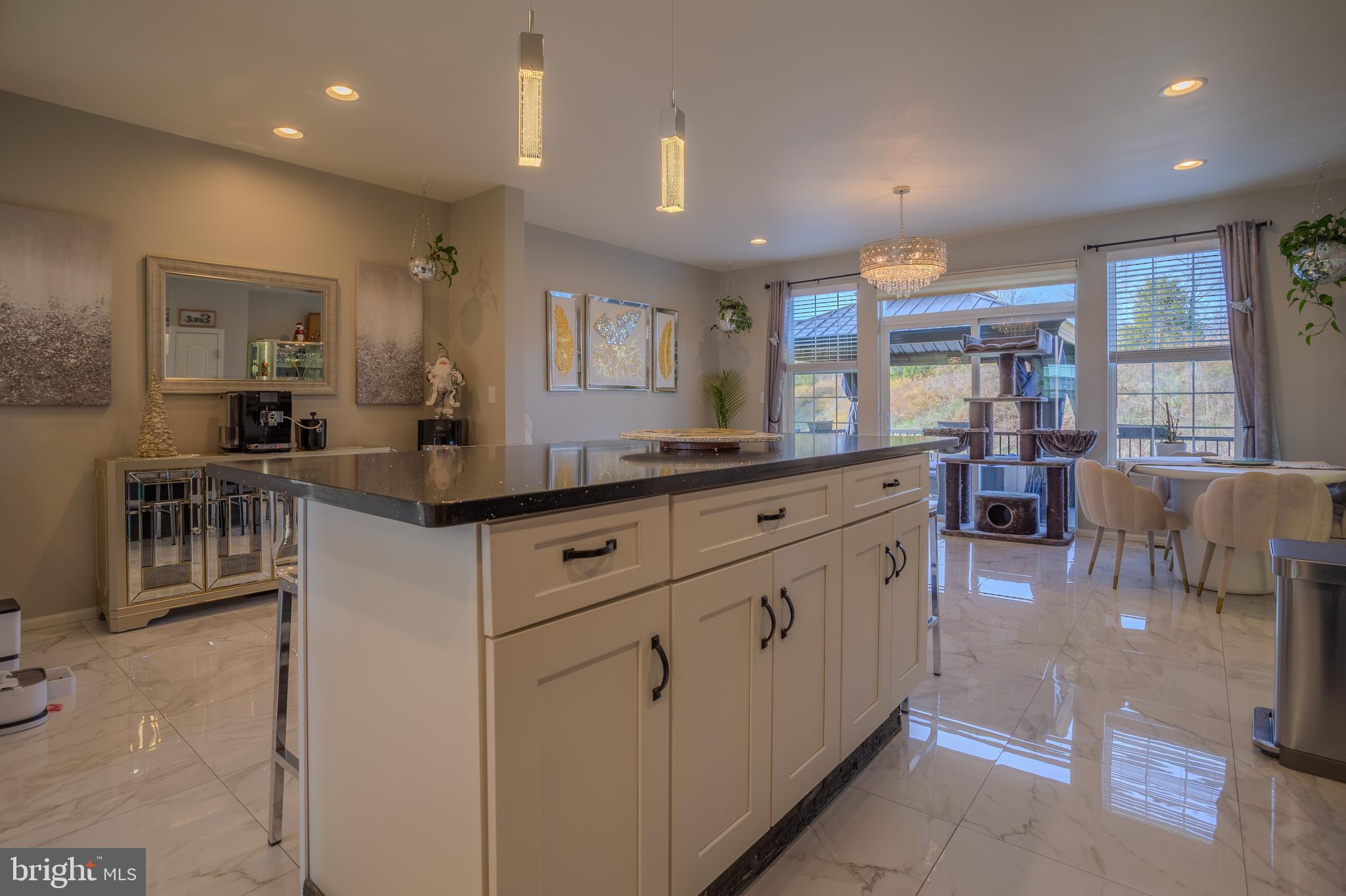 RIVERSIDE VILLAGES - Residential