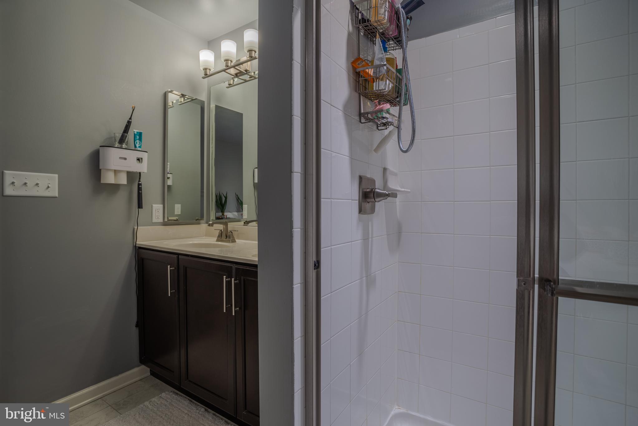 RIVERSIDE VILLAGES - Residential