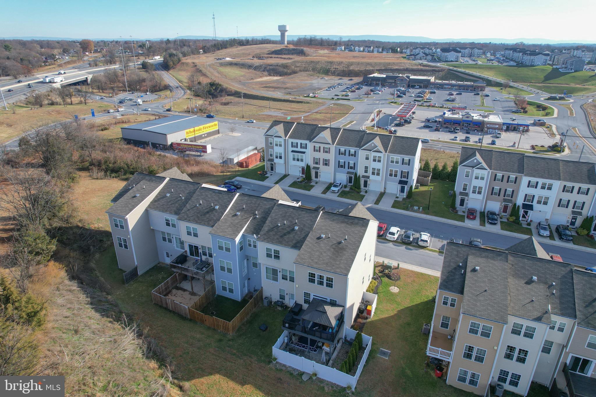 RIVERSIDE VILLAGES - Residential