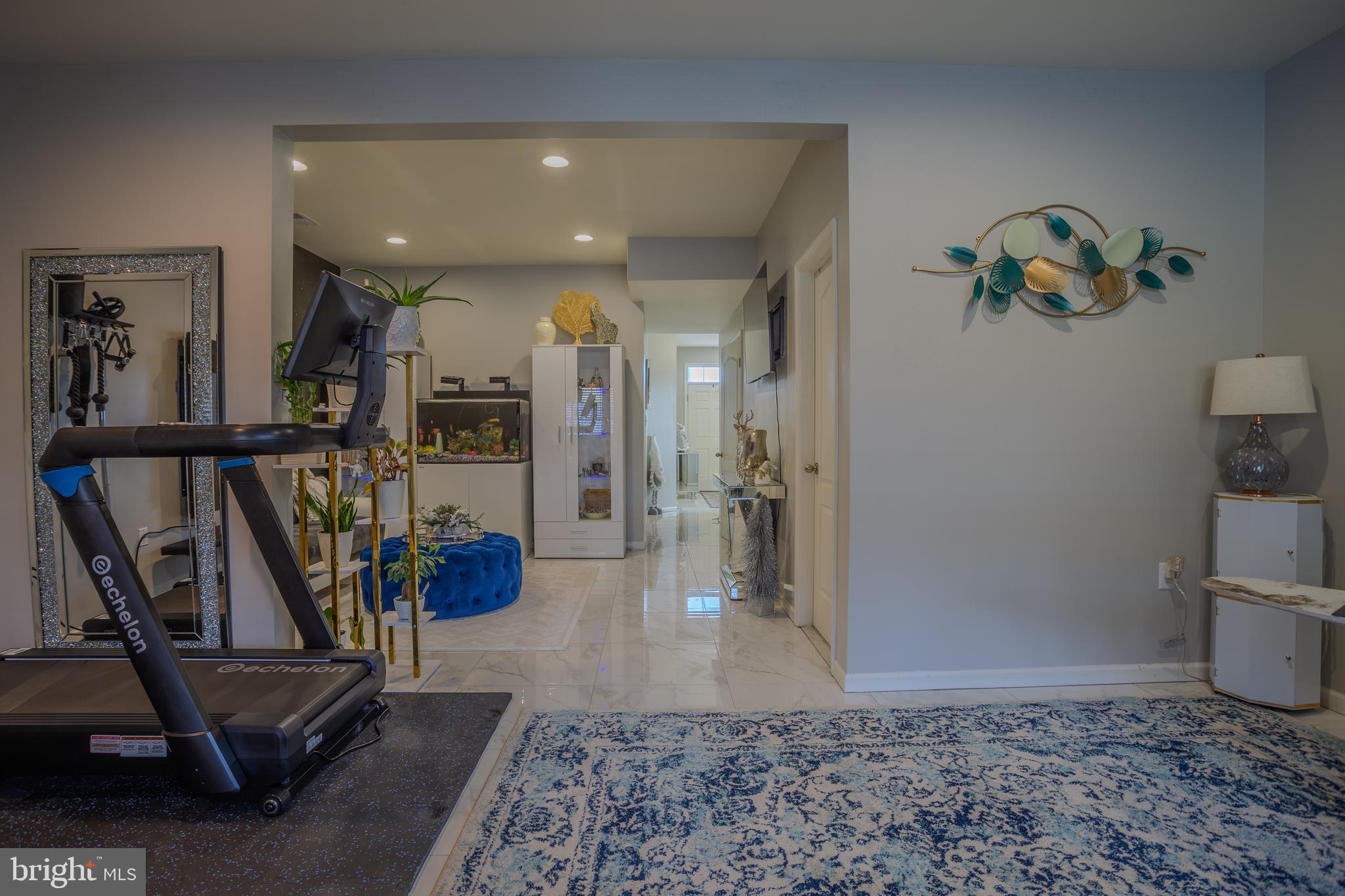 RIVERSIDE VILLAGES - Residential