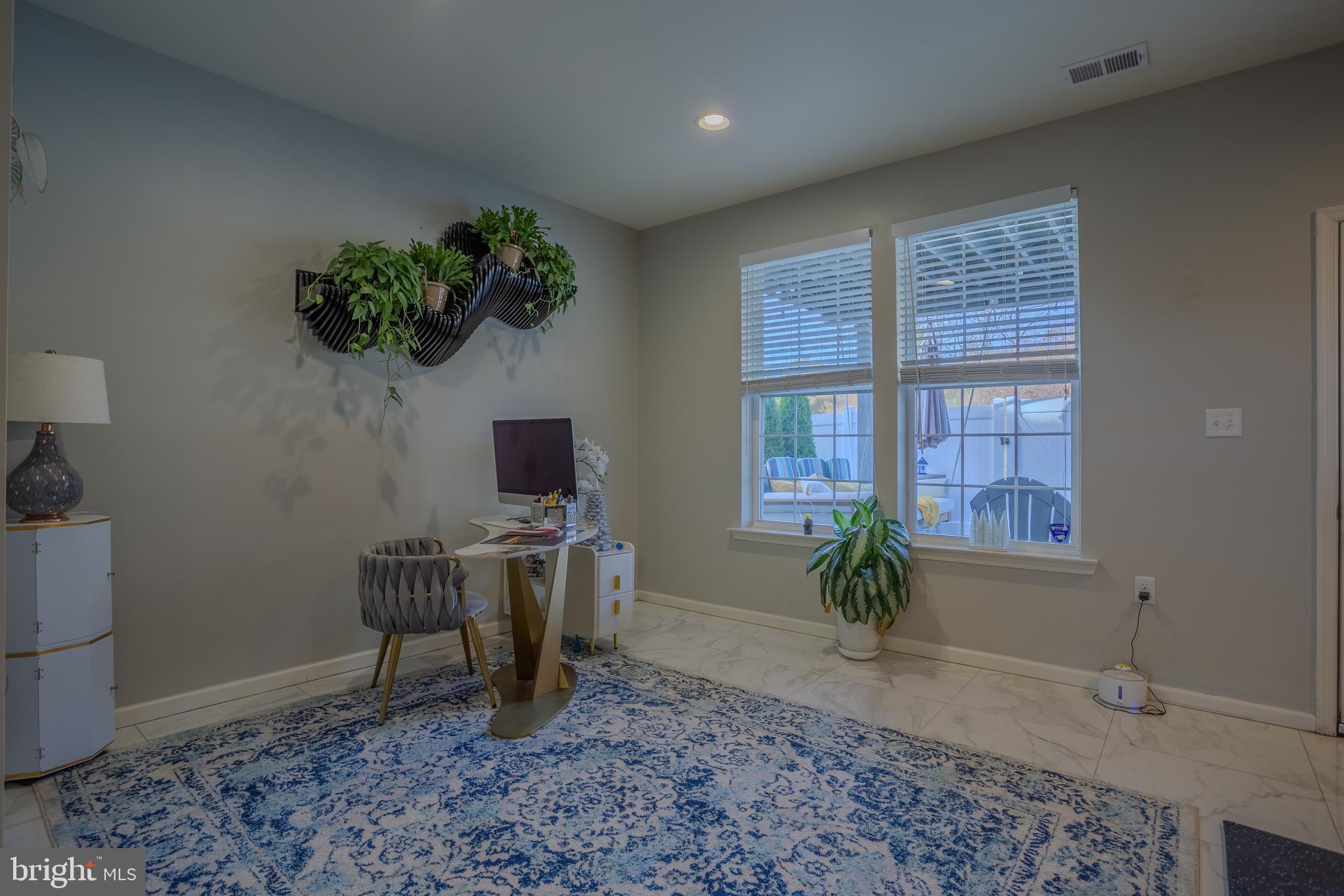 RIVERSIDE VILLAGES - Residential